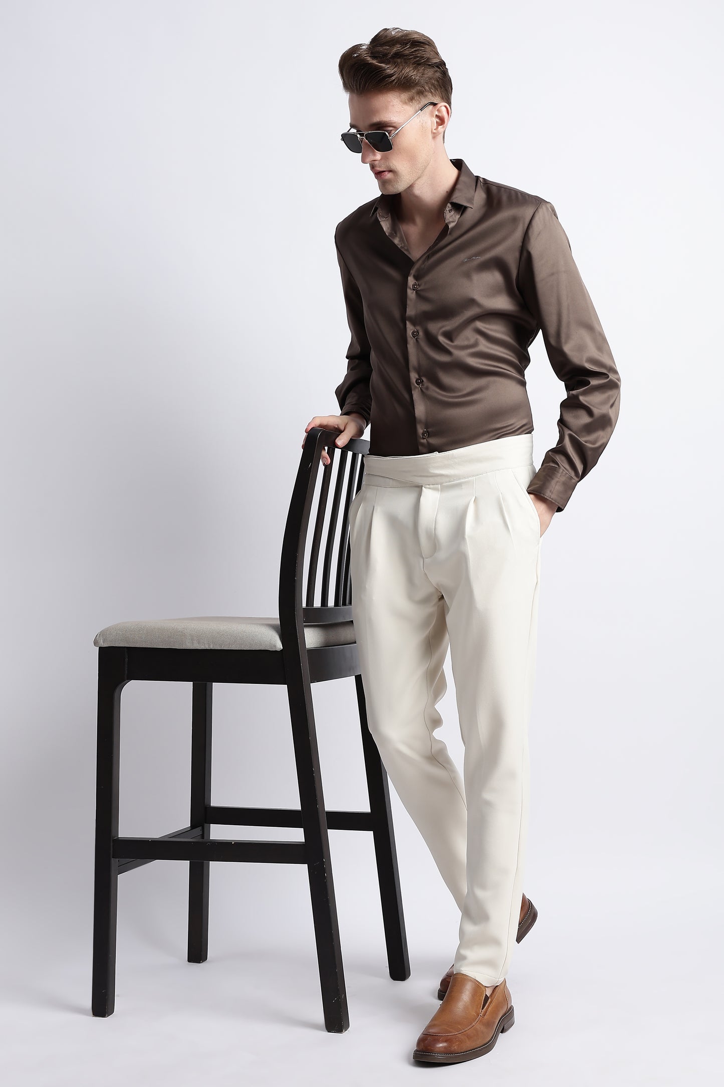 The Modern Gurkha Trousers Off White