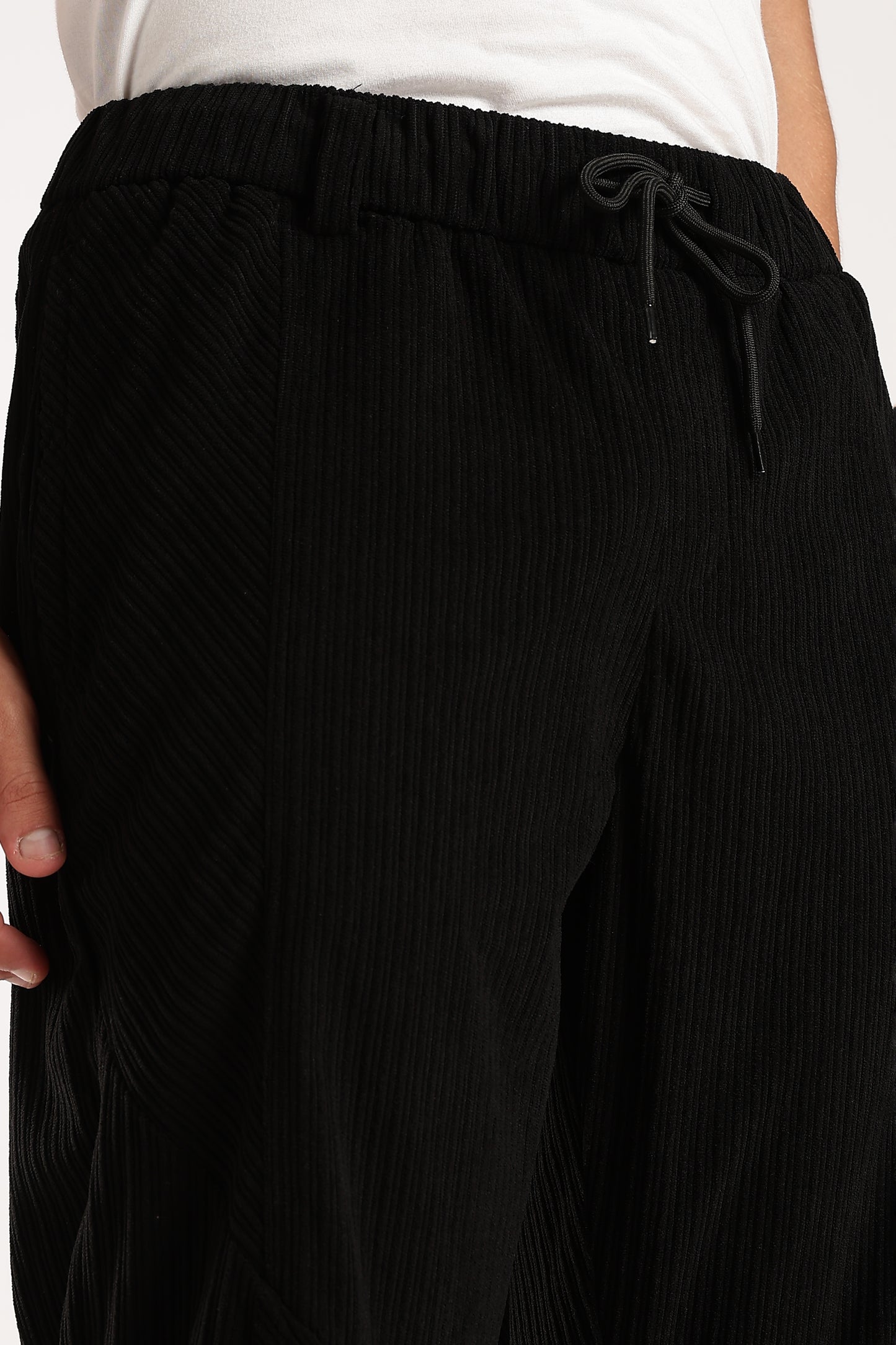 Textured Loose Fit Drawcord Trousers Black