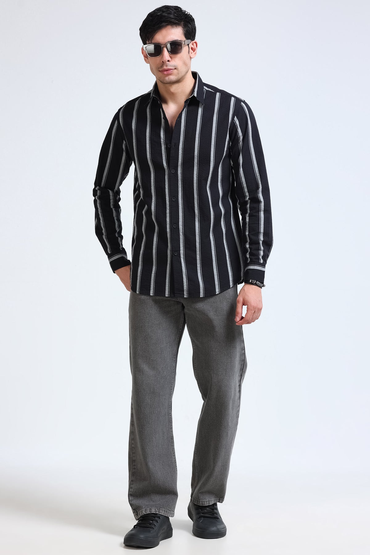 Men's Seersucker Striped Shirt Black Grey