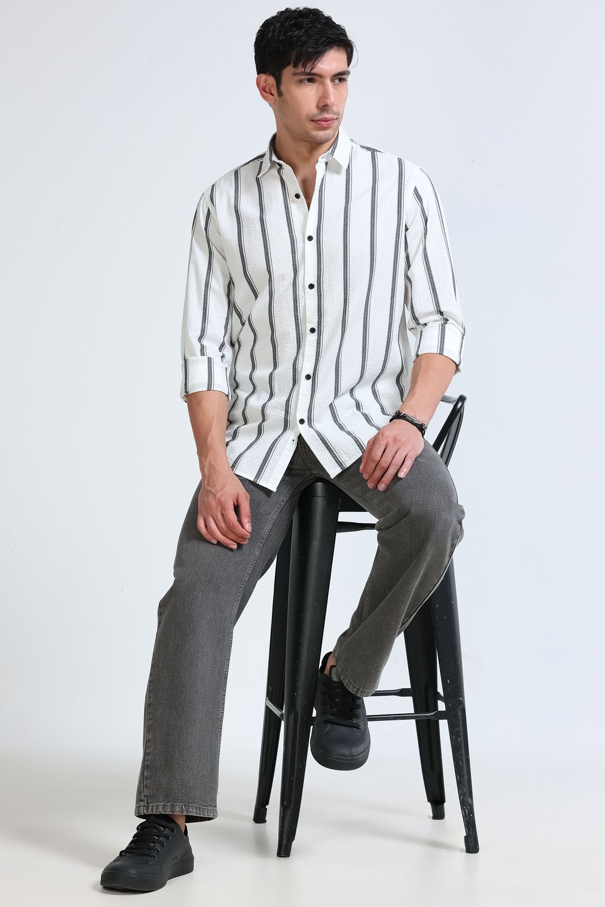 Men's Seersucker Striped Shirt White Black