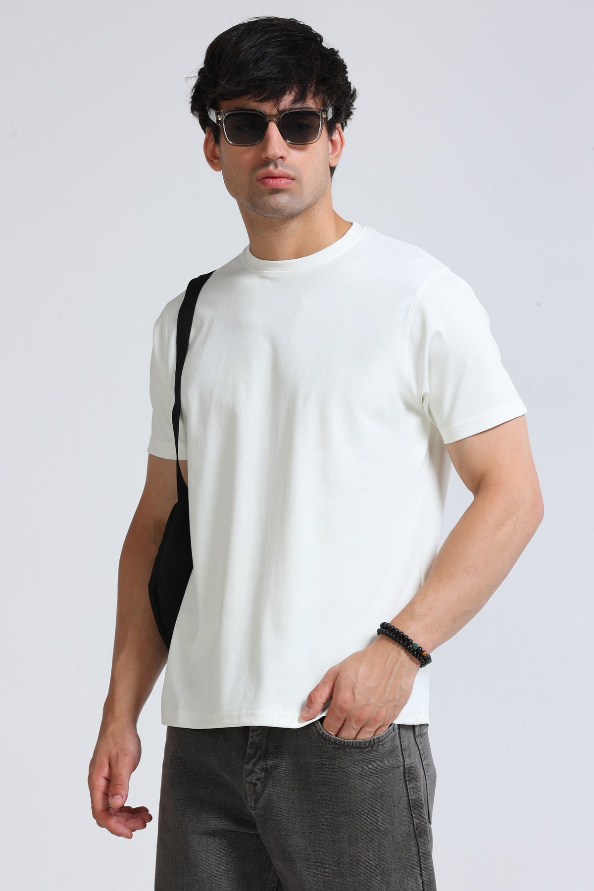 Men's Colour Changing Regular Fit T-Shirt Off White