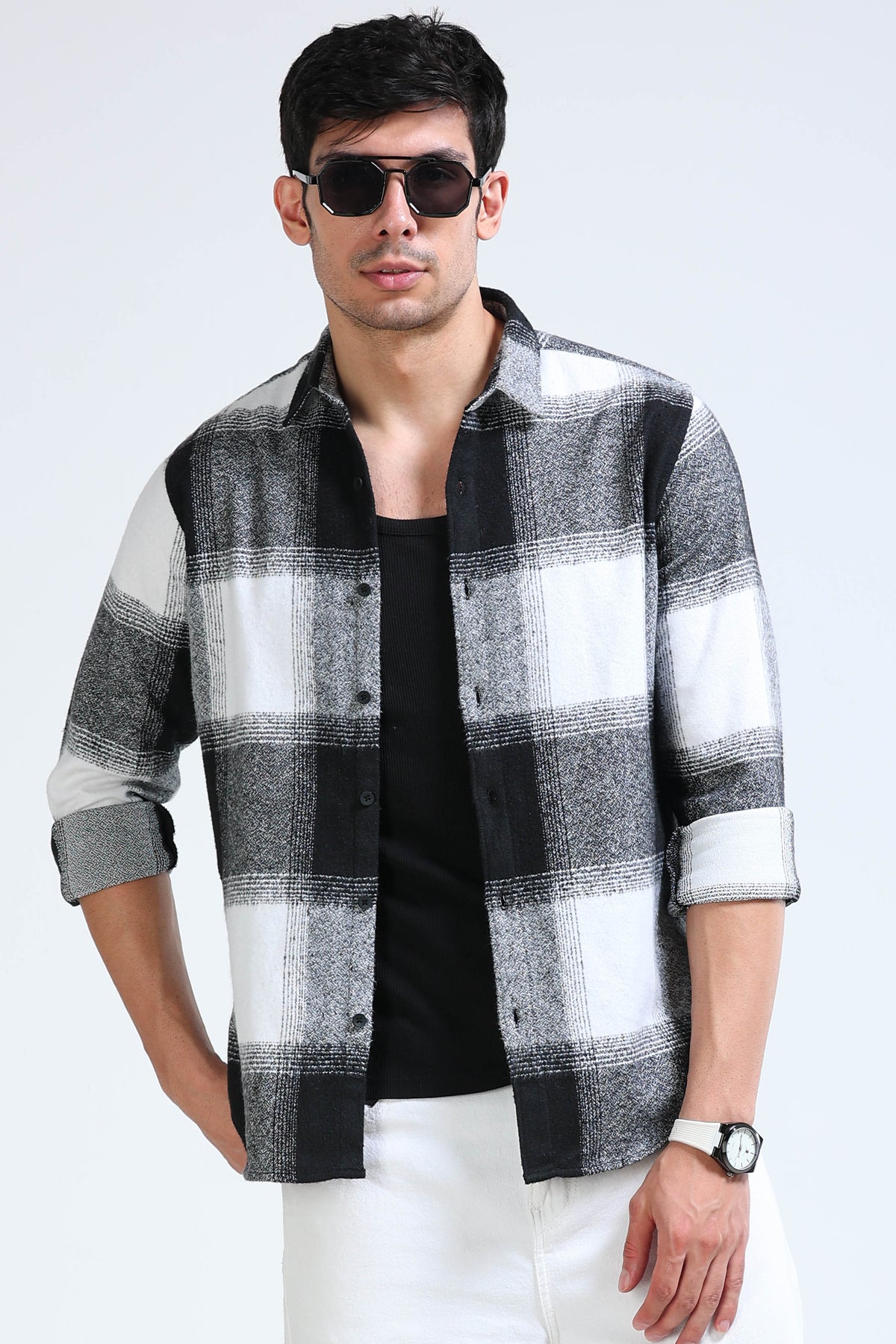 Brushing Checks Flannel Shirt Black White
