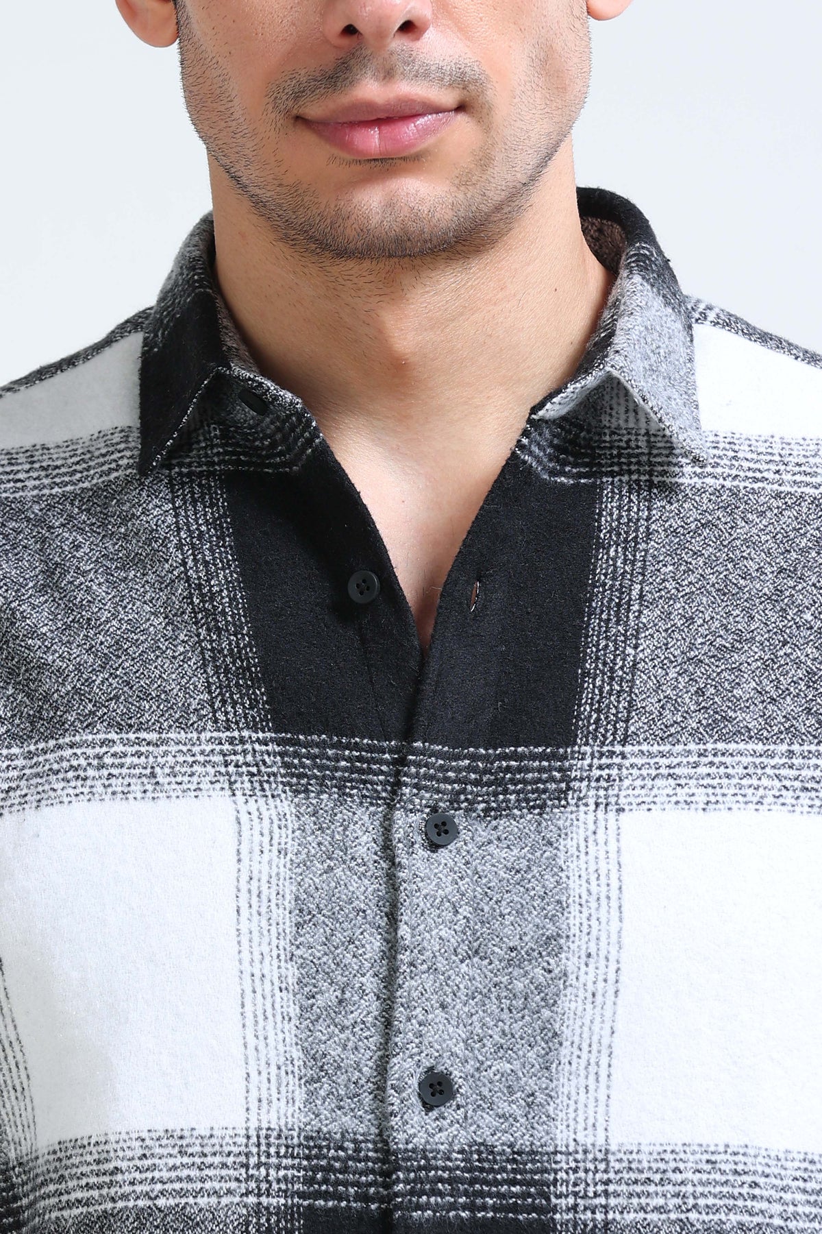 Brushing Checks Flannel Shirt Black White
