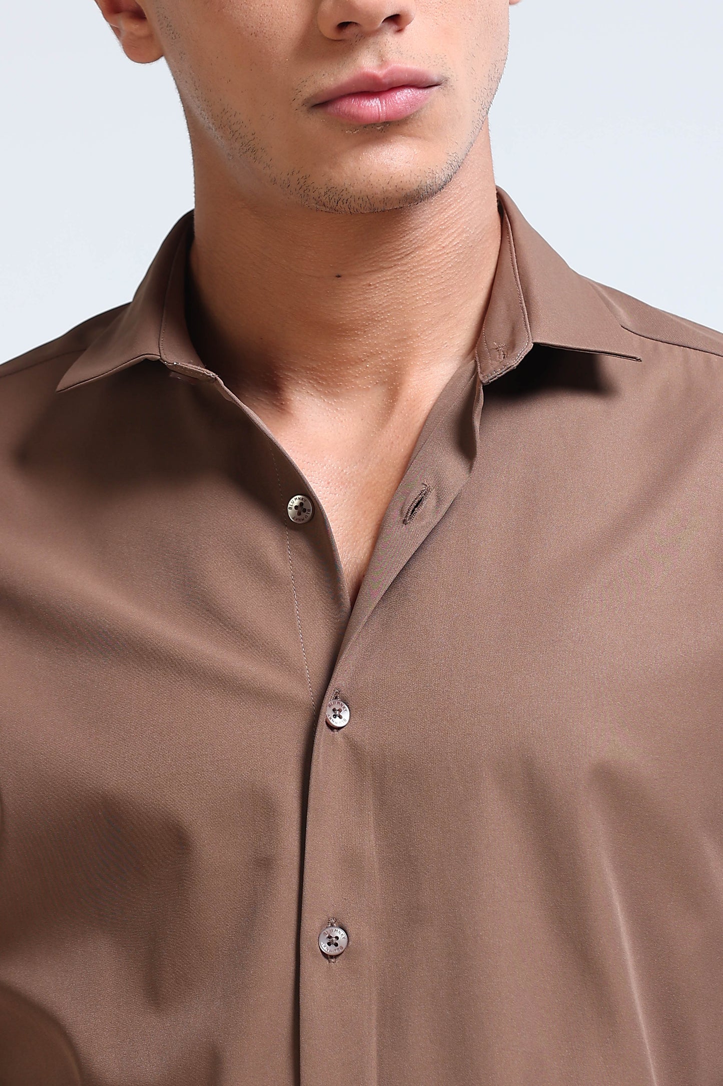 Men's Slim Fit Casual Solid Shirt Lt Brown