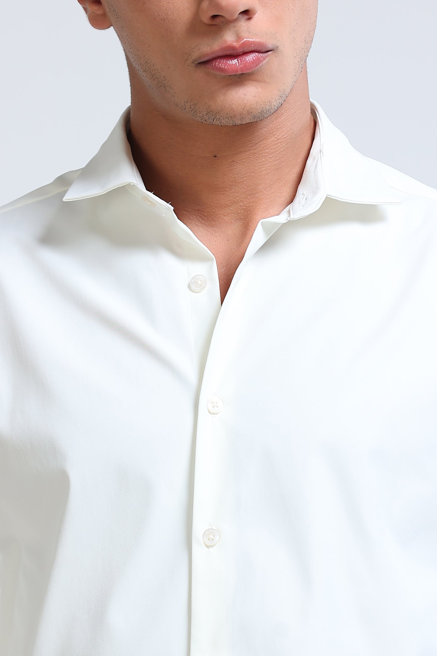 Men's Slim Fit Casual Solid Shirt White