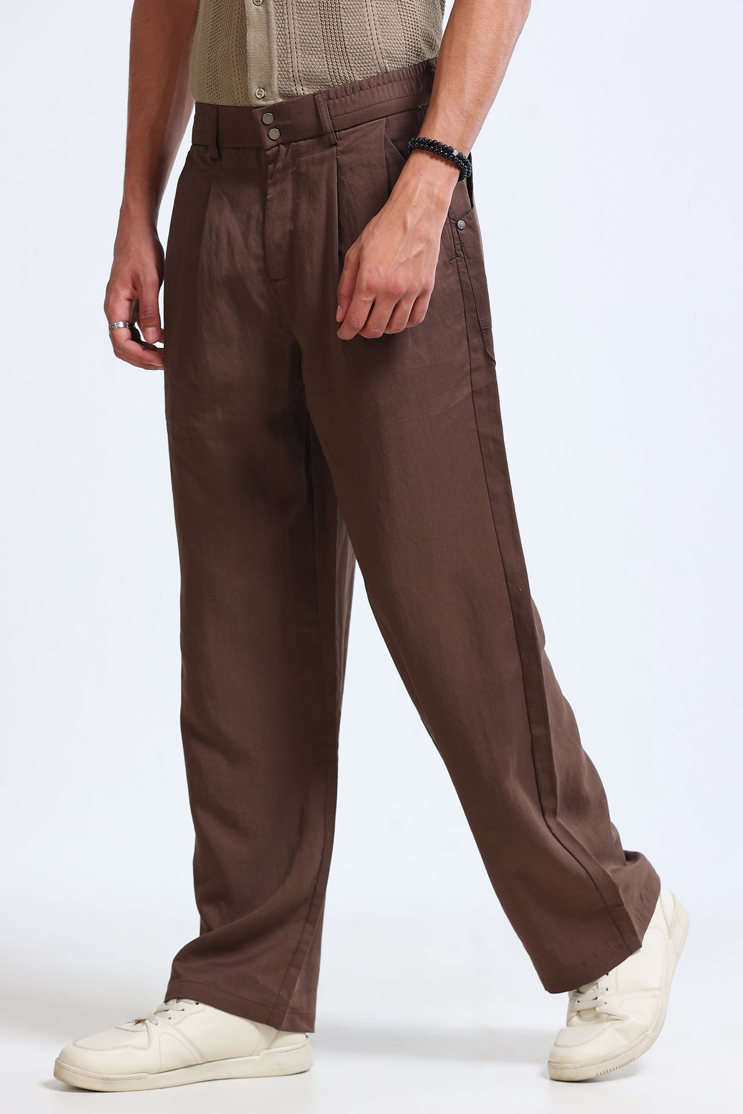 Men's Everyday Loose Fit Trousers Brown