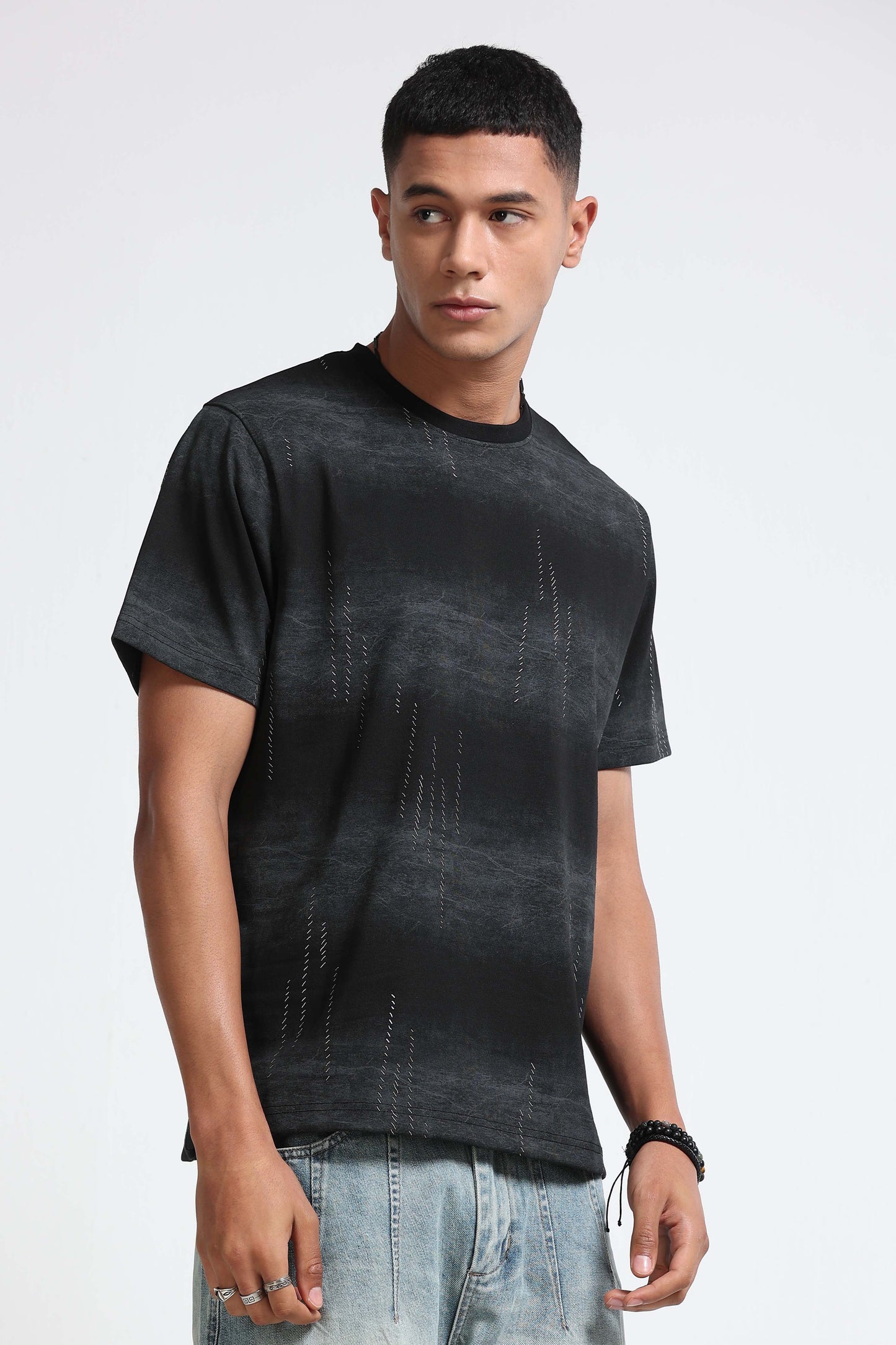 Minimal Textured Crew Neck Black T-Shirt