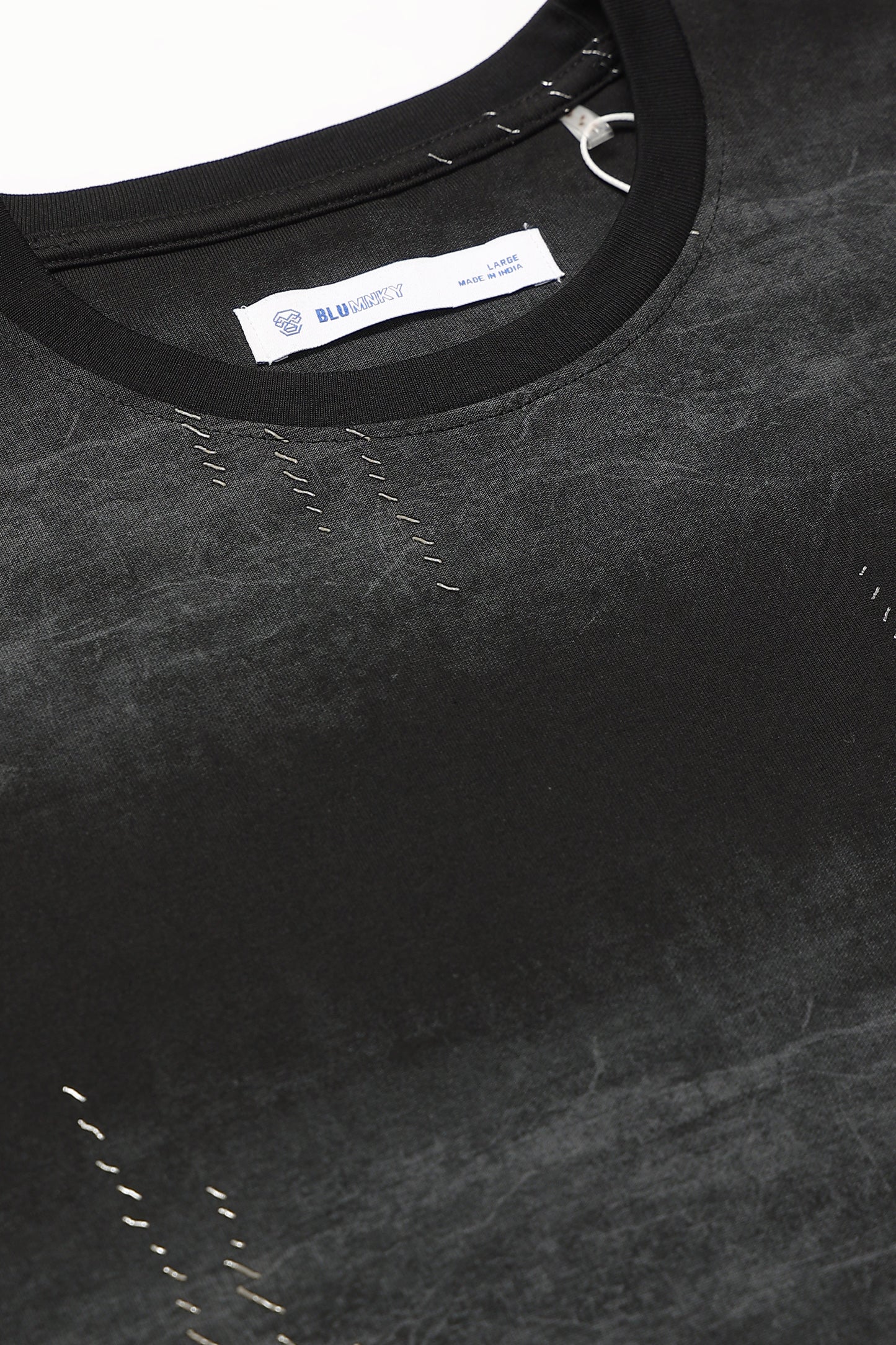 Minimal Textured Crew Neck Black T-Shirt