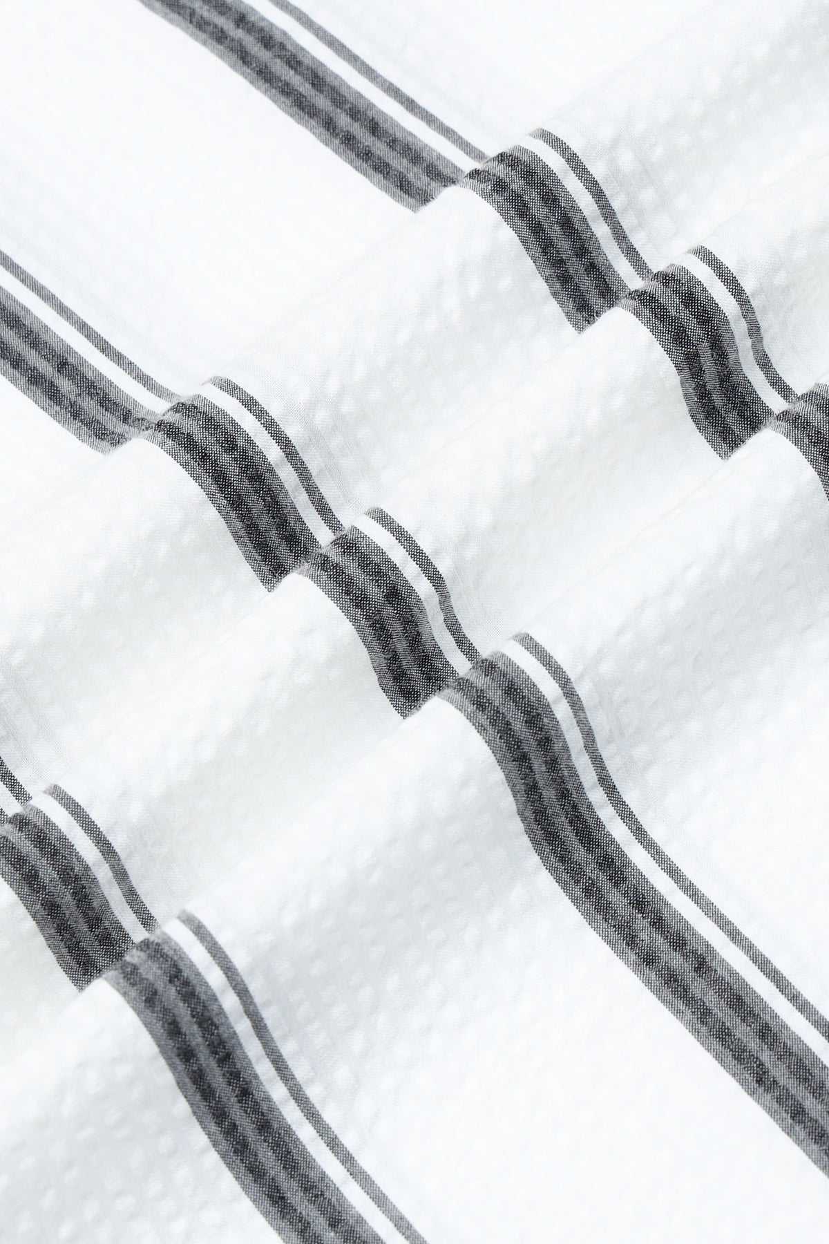 Men's Seersucker Striped Shirt White Black