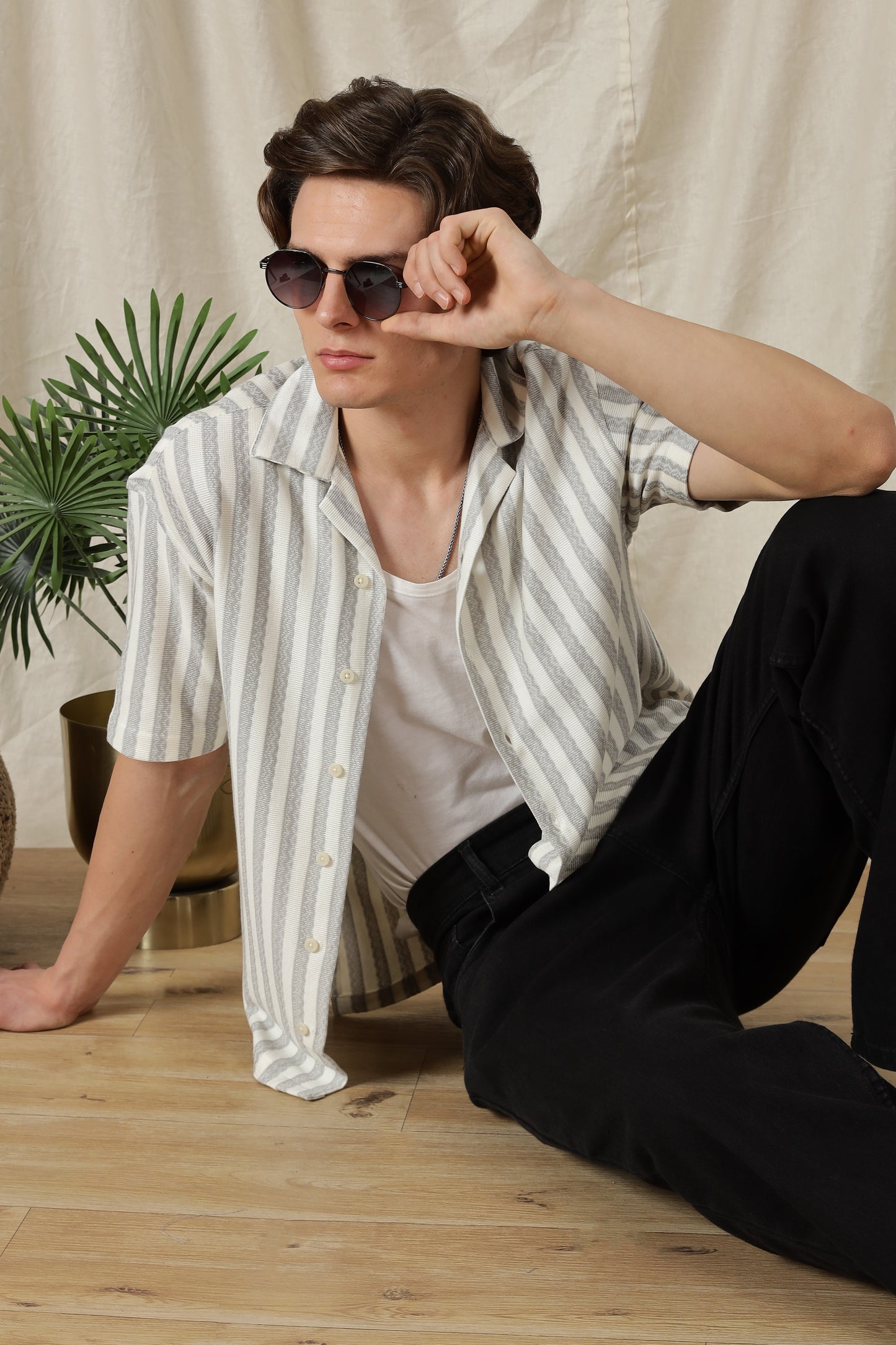 Loose Fit Textured Casual Shirt Grey