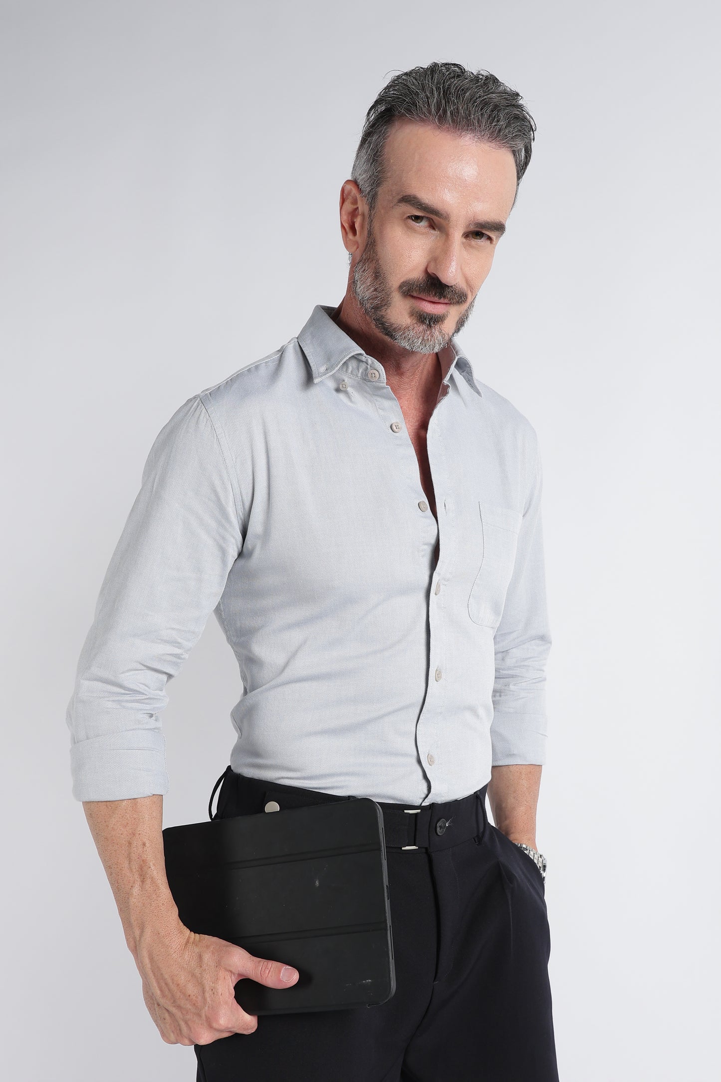 Light Grey Solid Shirt - Slim Fit Casual