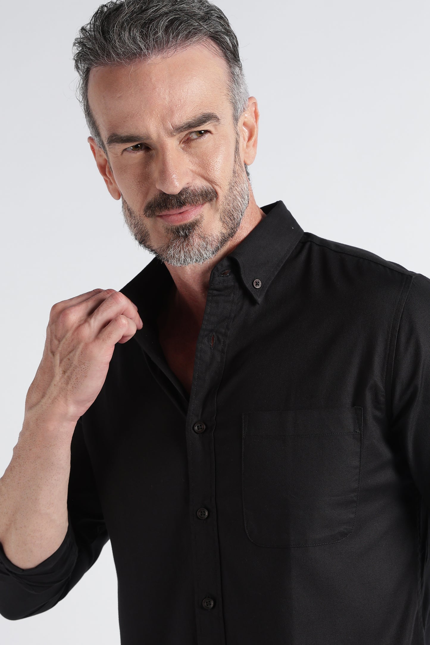 Black Solid Shirt - Slim Fit Casual