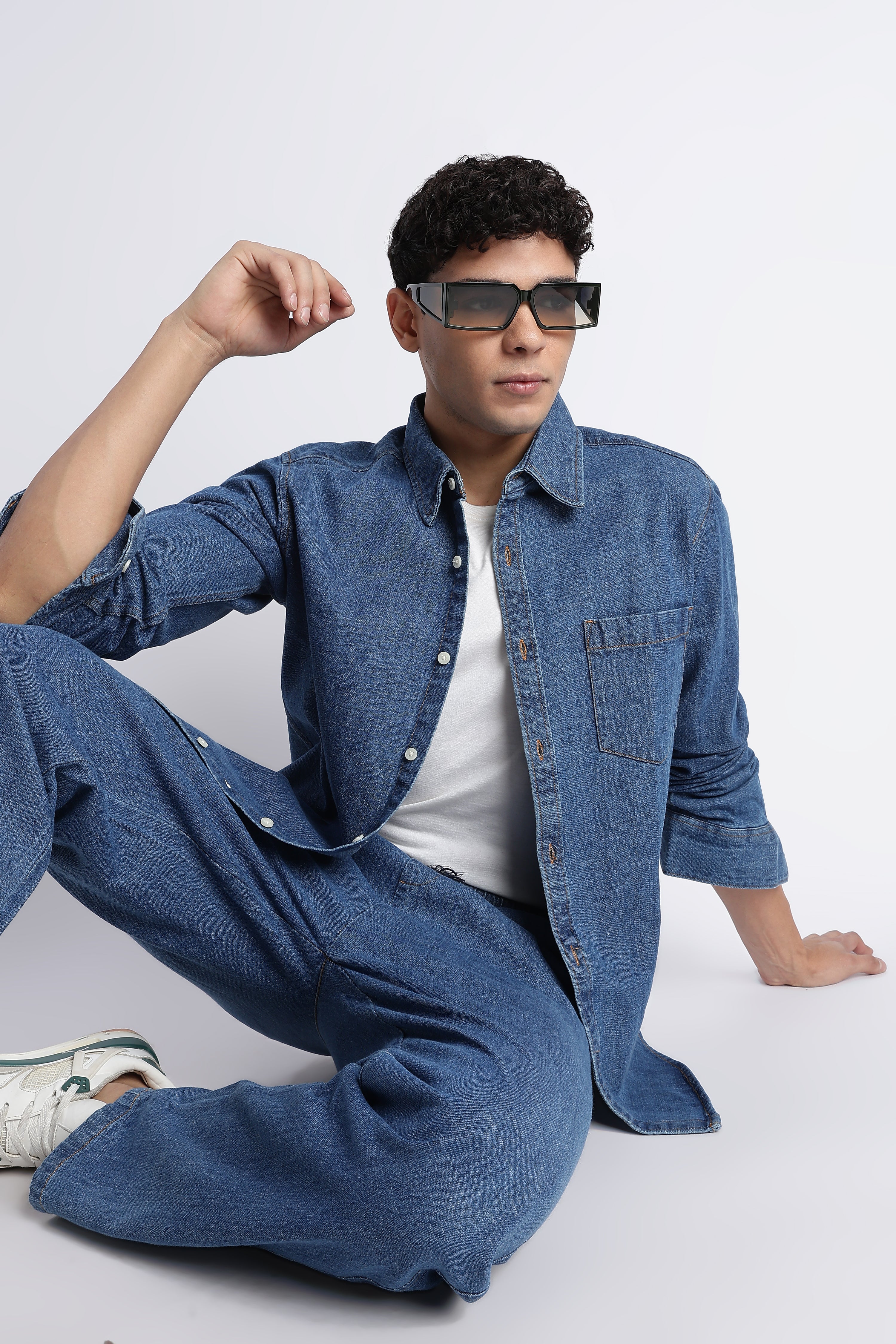 Men's Mid Blue Everyday Denim Shirt - Single Pocket