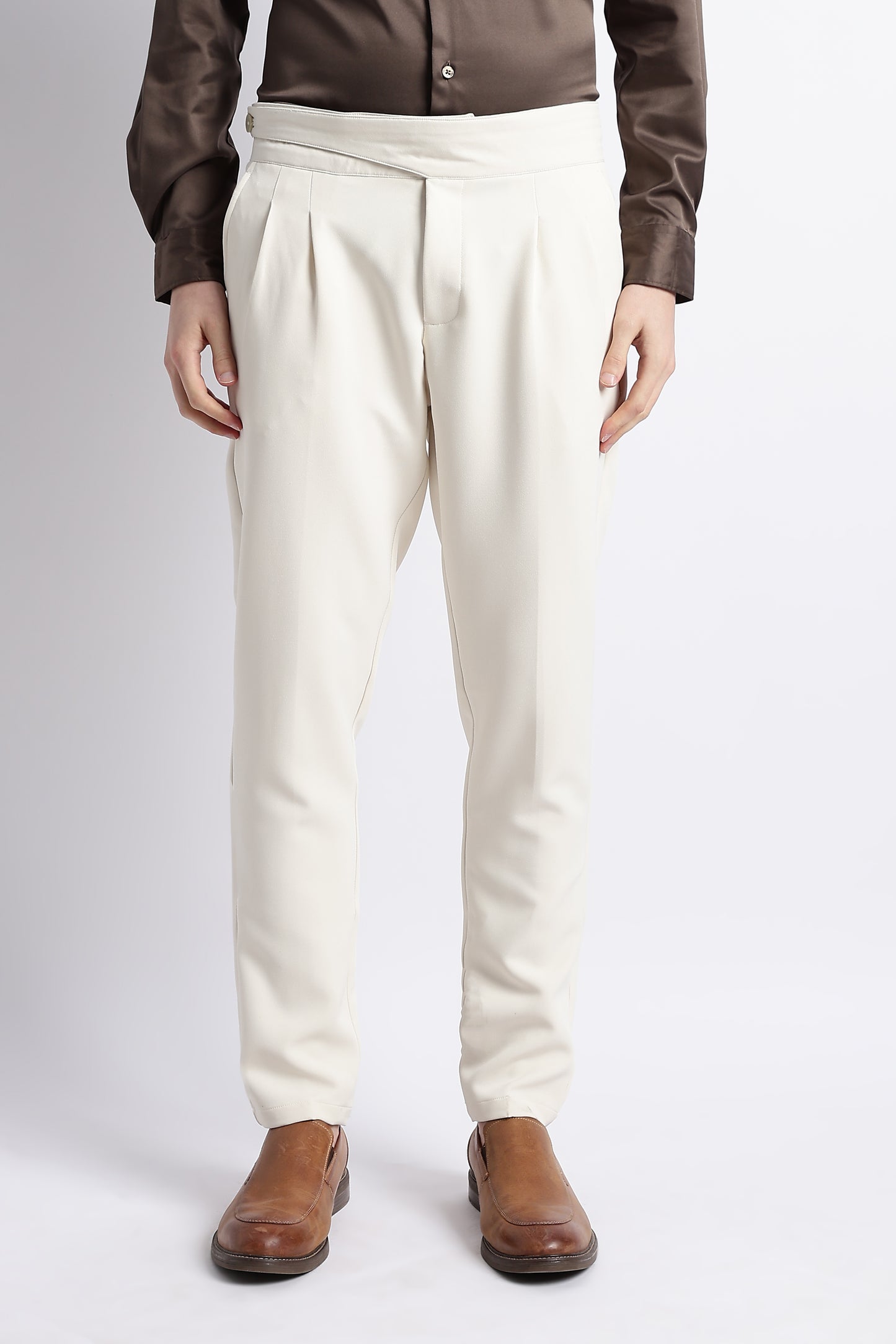 The Modern Gurkha Trousers Off White