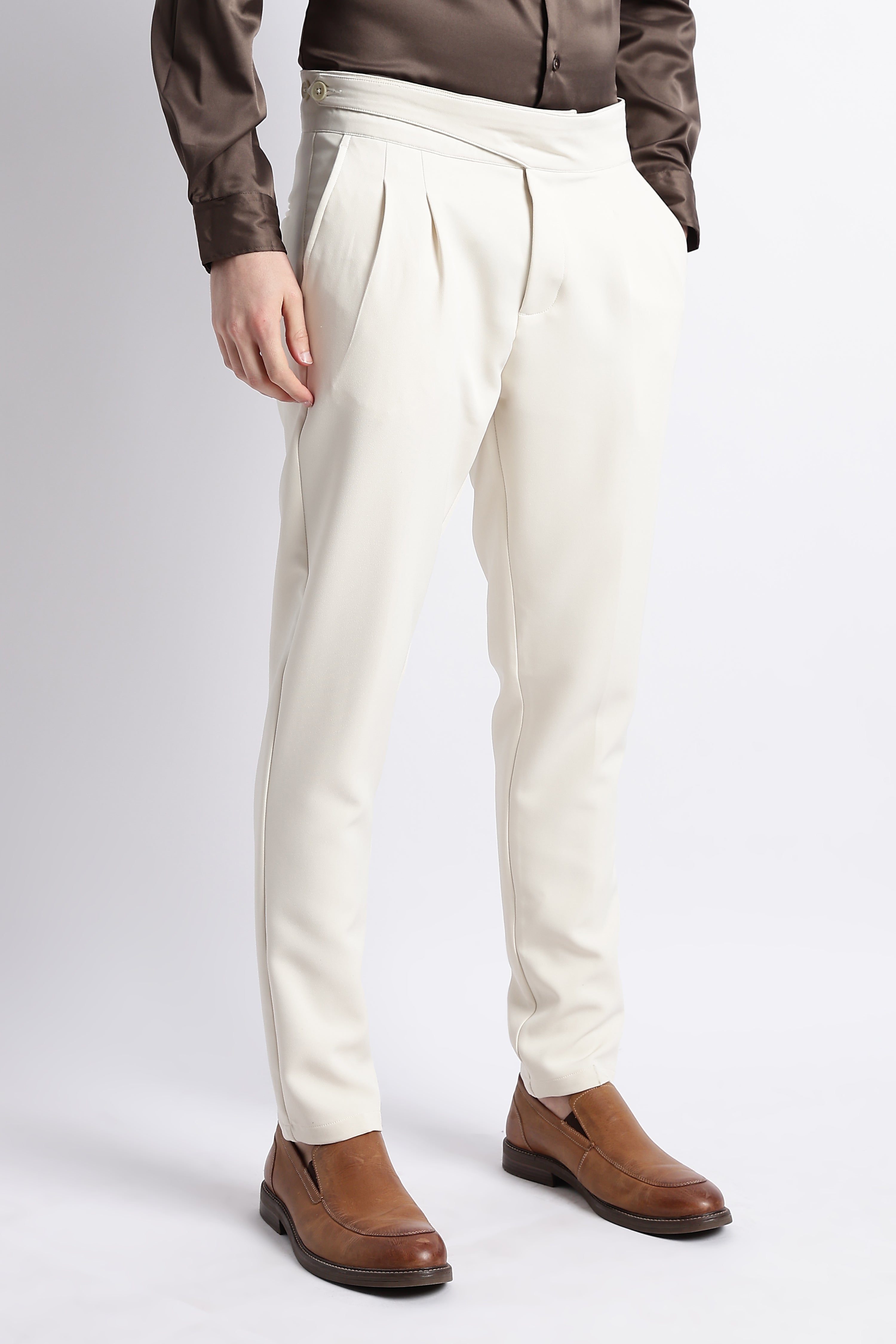 The Modern Gurkha Trousers Off White