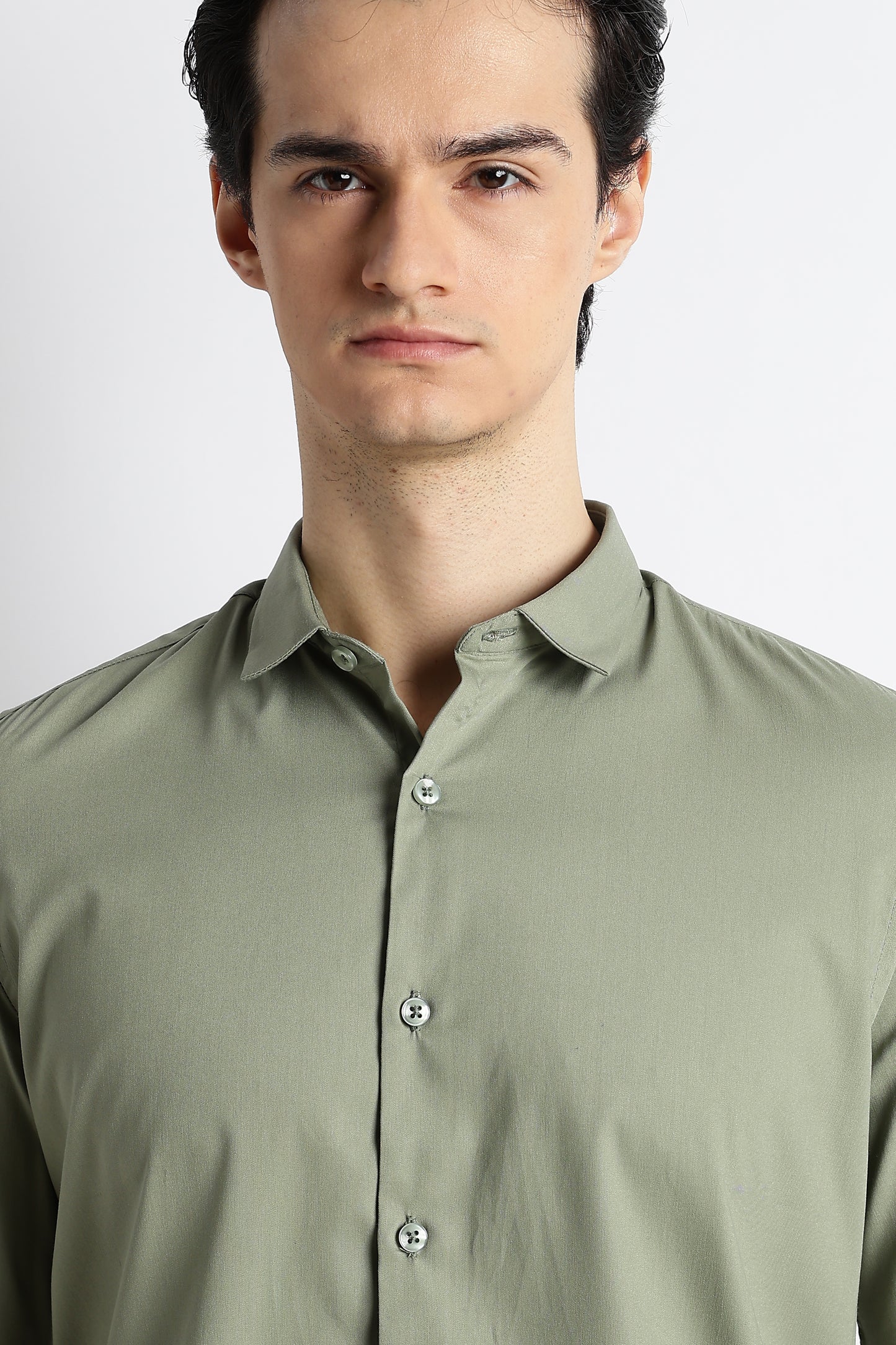 The Modern Essential Poly-Lycra Shirt Green