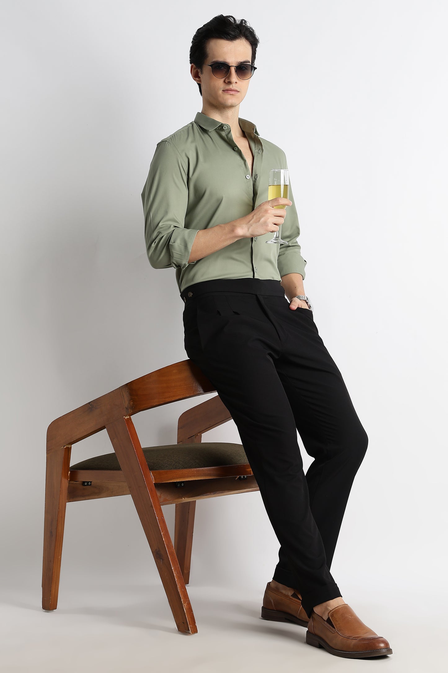 The Modern Essential Poly-Lycra Shirt Green