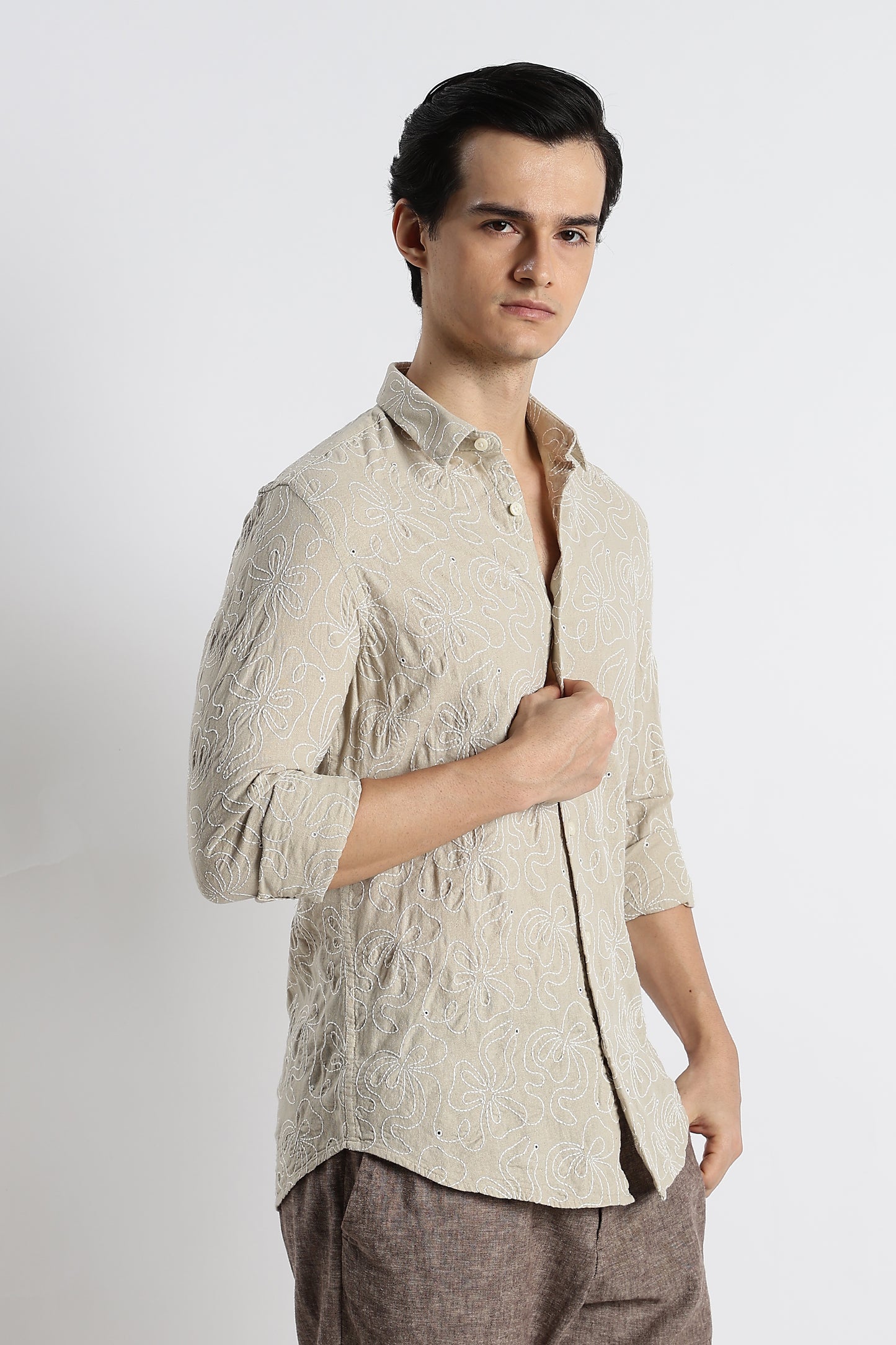Artisanal Embroidered Shirt Beige