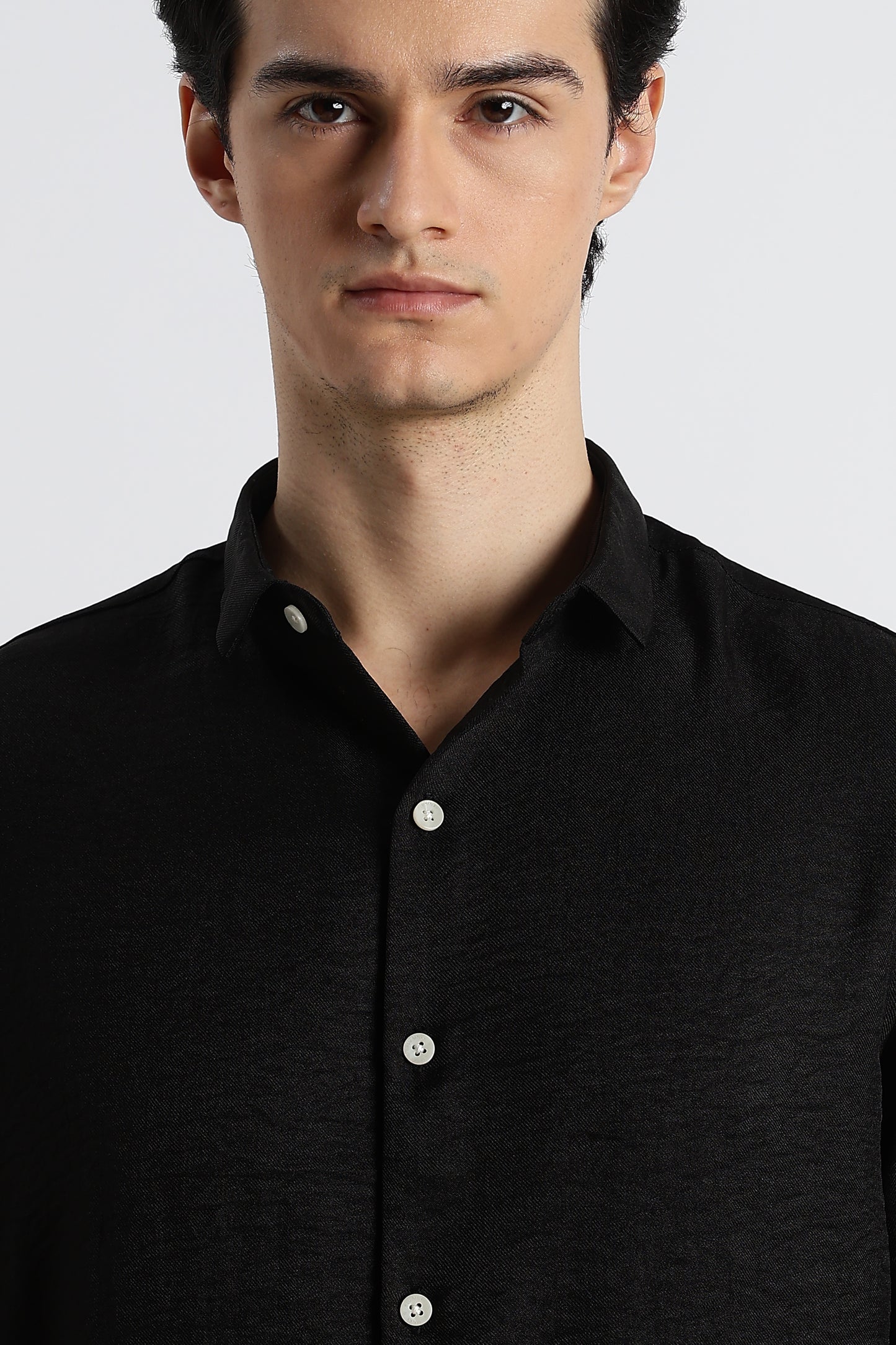 The Minimalist Linen-Blend Shirt Black