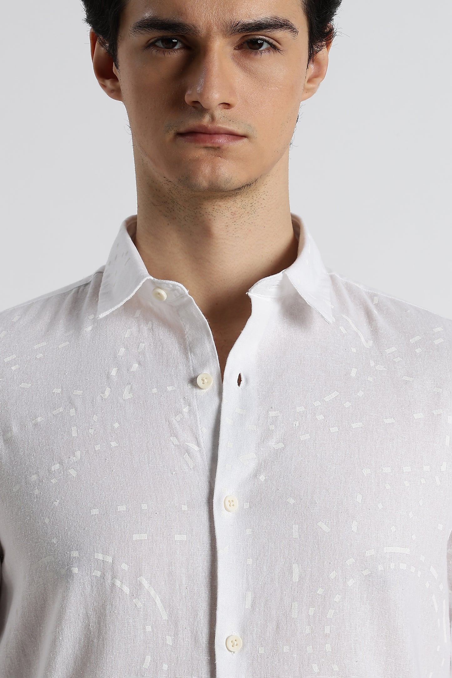 Abstract Geo-Print Shirt in Cotton Linen White