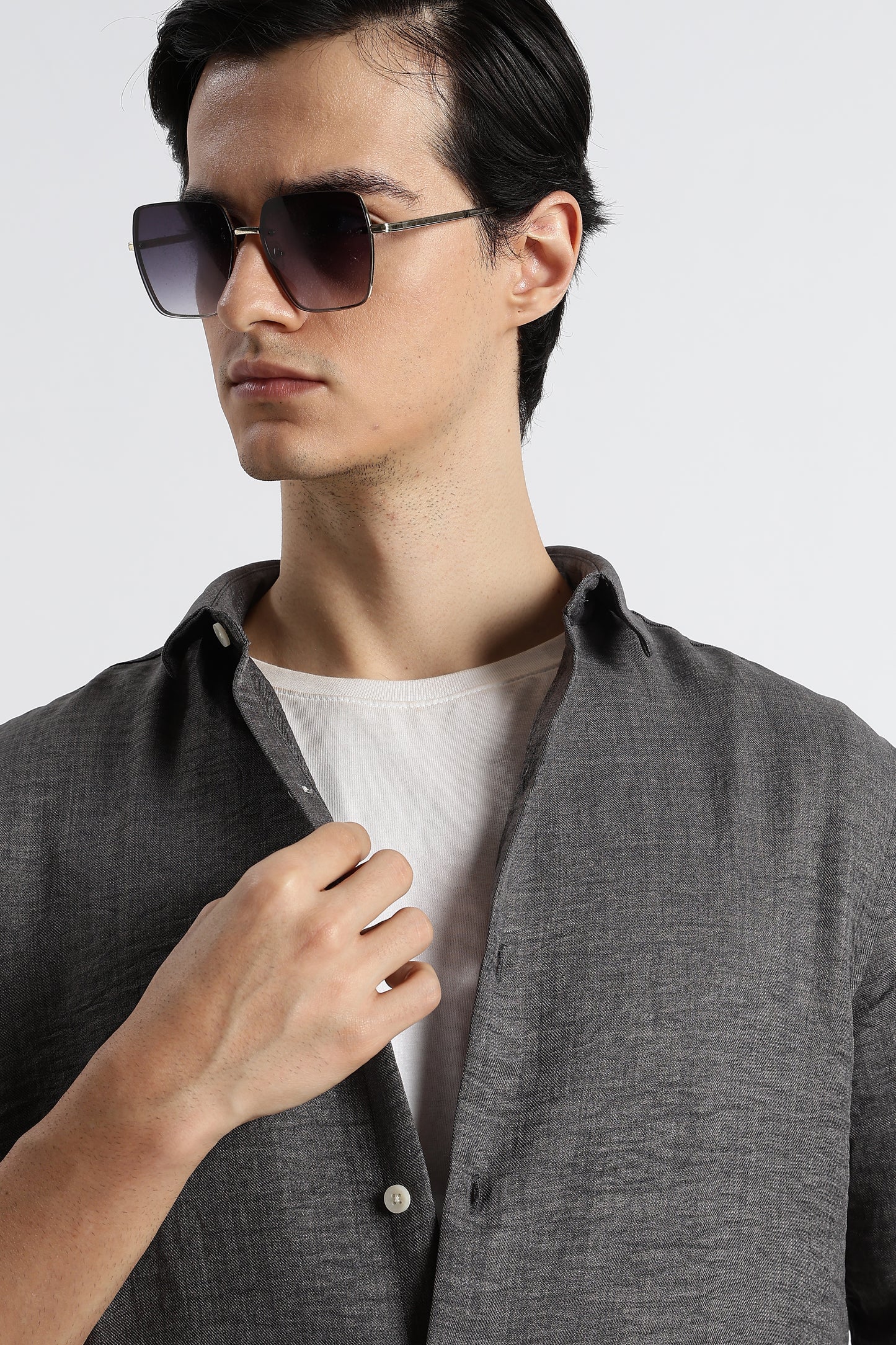 The Minimalist Linen-Blend Shirt Grey