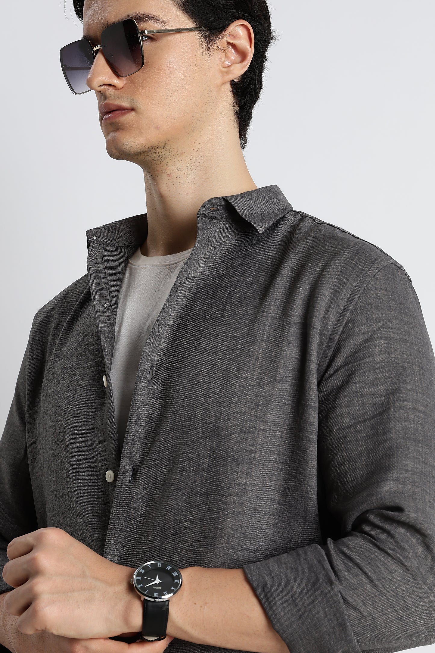The Minimalist Linen-Blend Shirt Grey