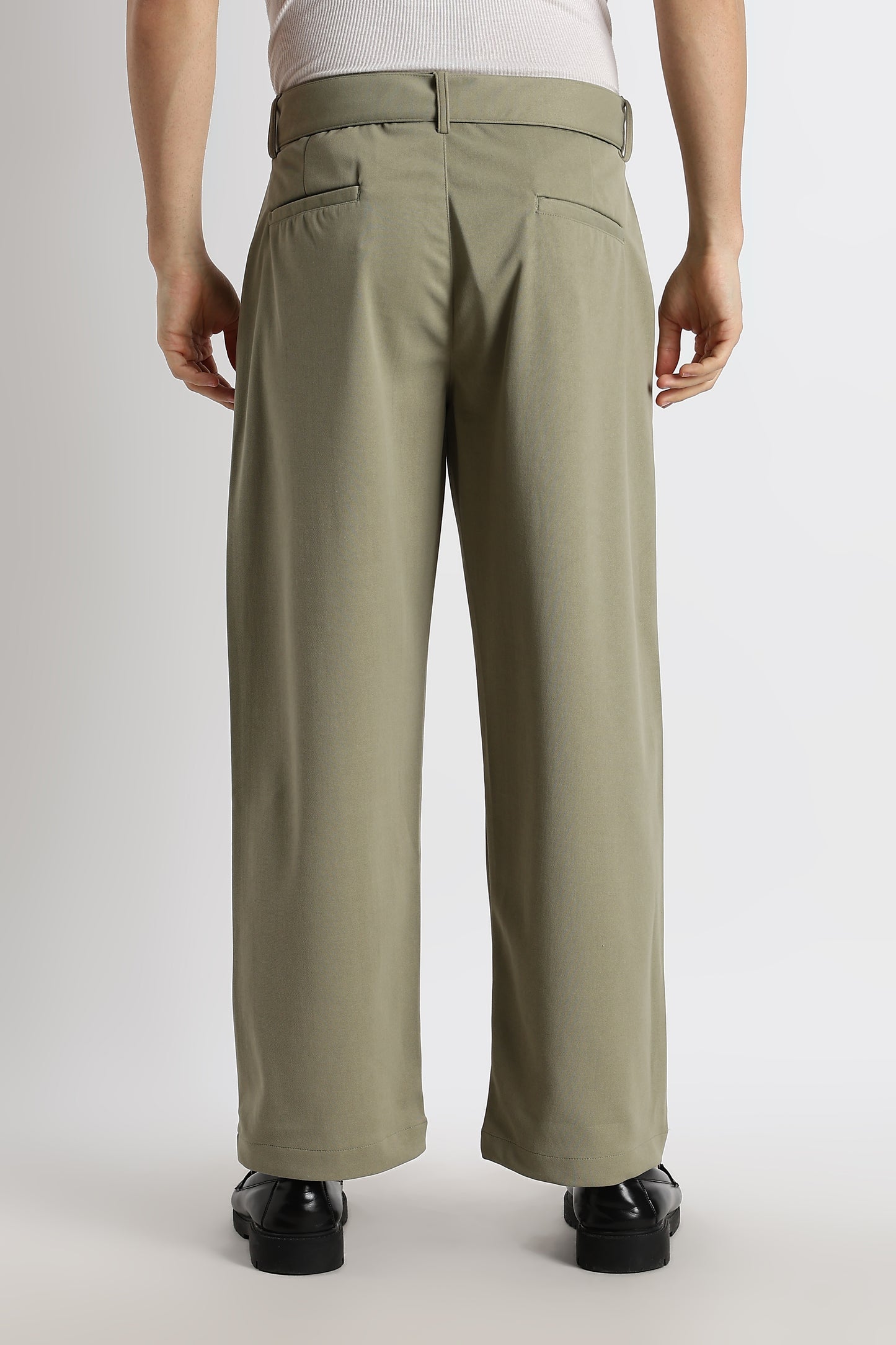 Relaxed Korean Fit Pants Olive