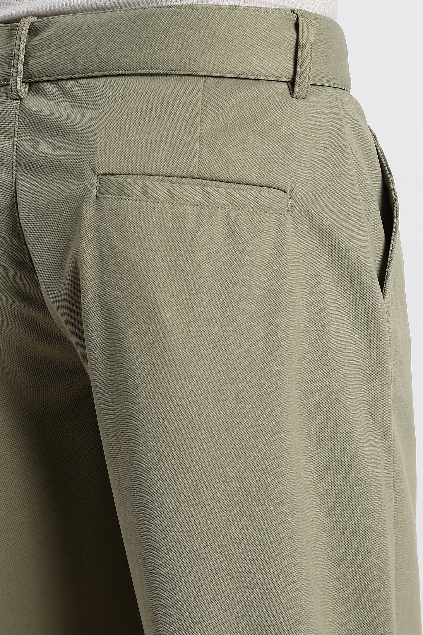 Relaxed Korean Fit Pants Olive