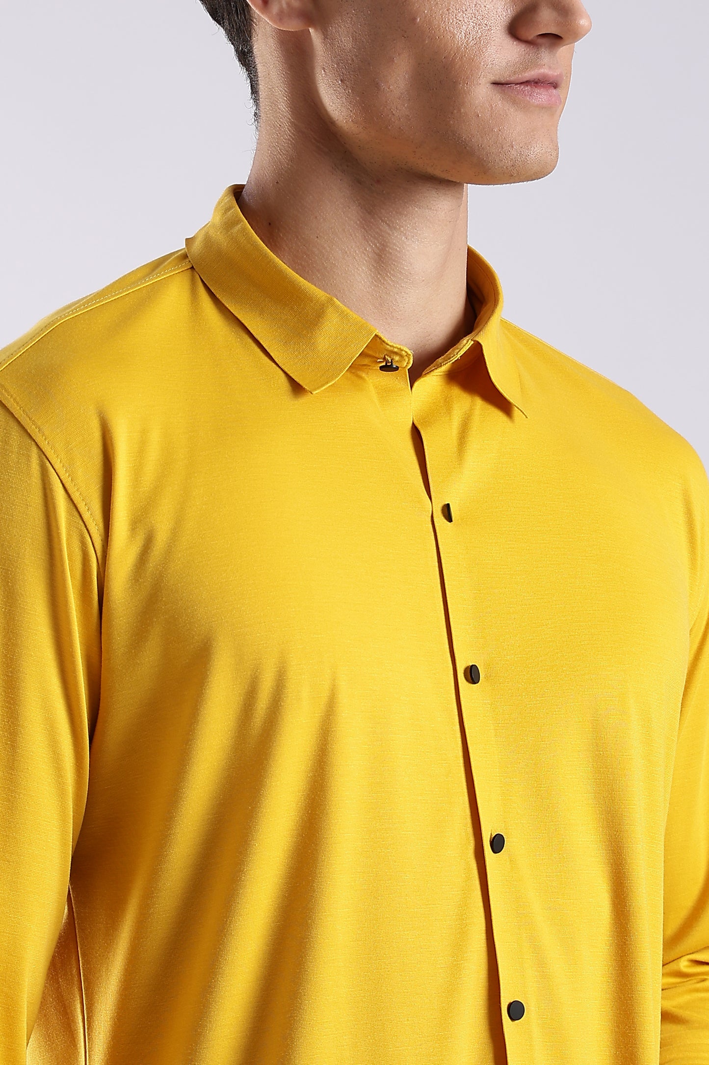 Knitted Tencel Stichless Finish Shirt Yellow