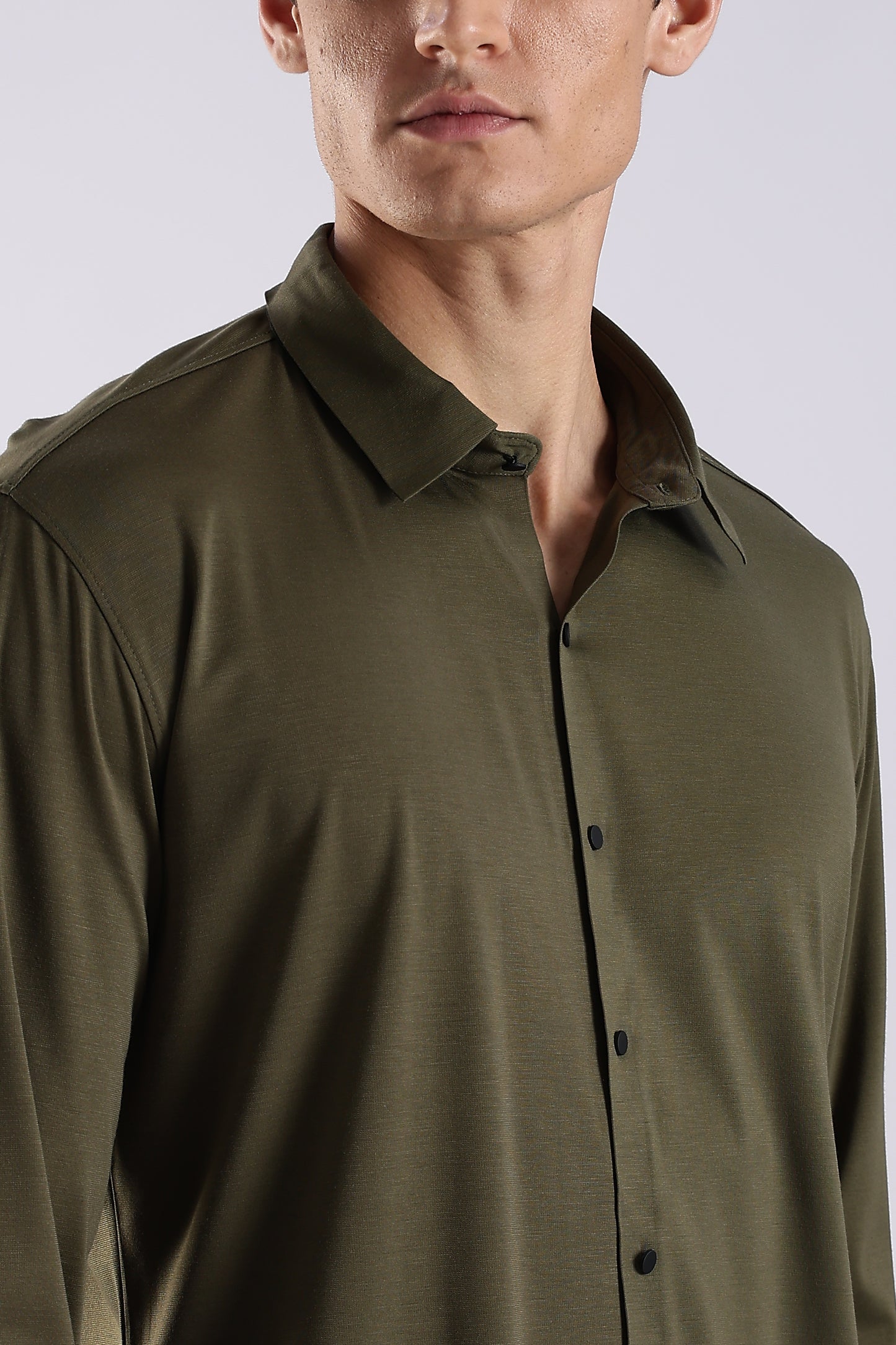 Knitted Tencel Stichless Finish Shirt Olive