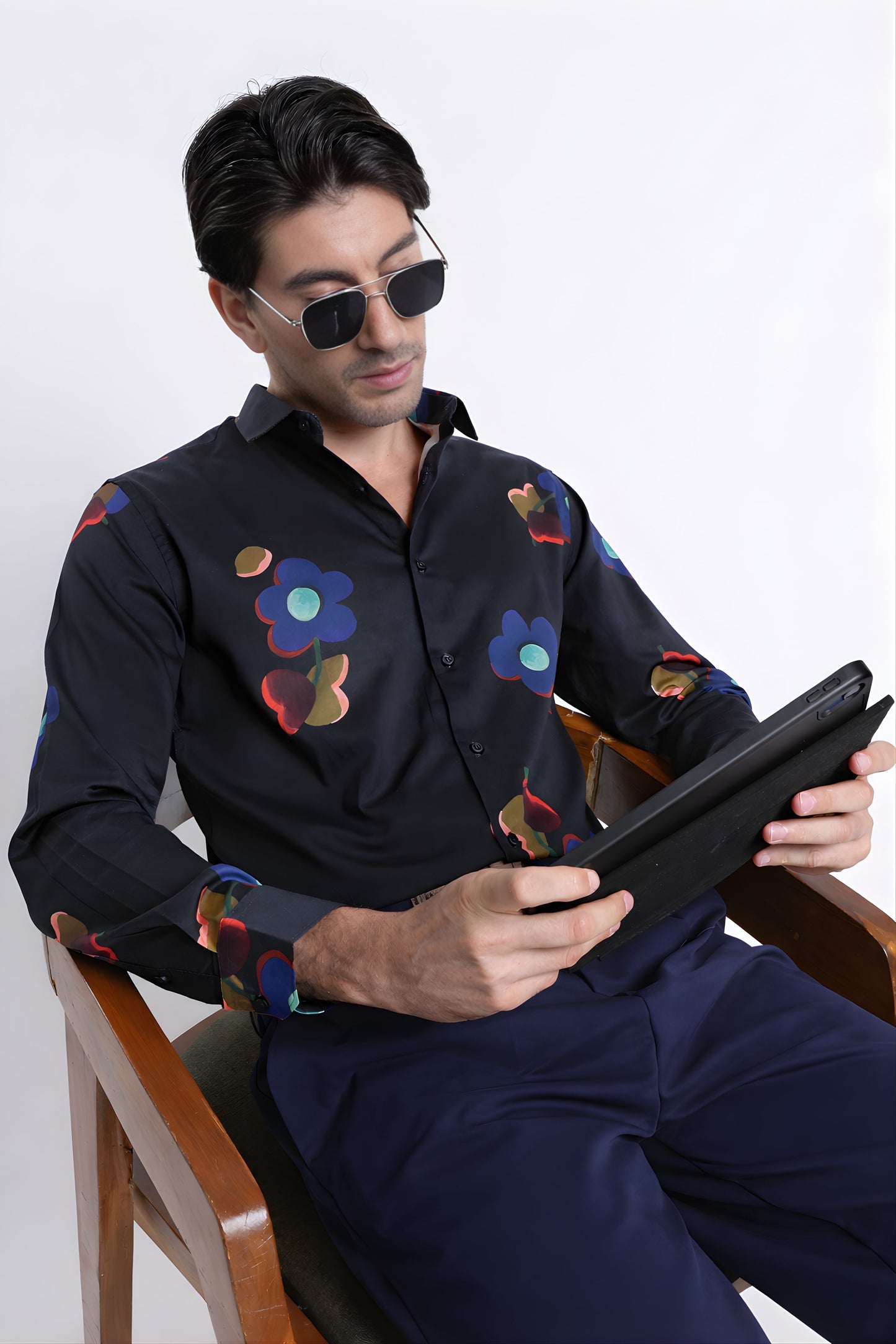 Floral Digital Print Shirt Black Red