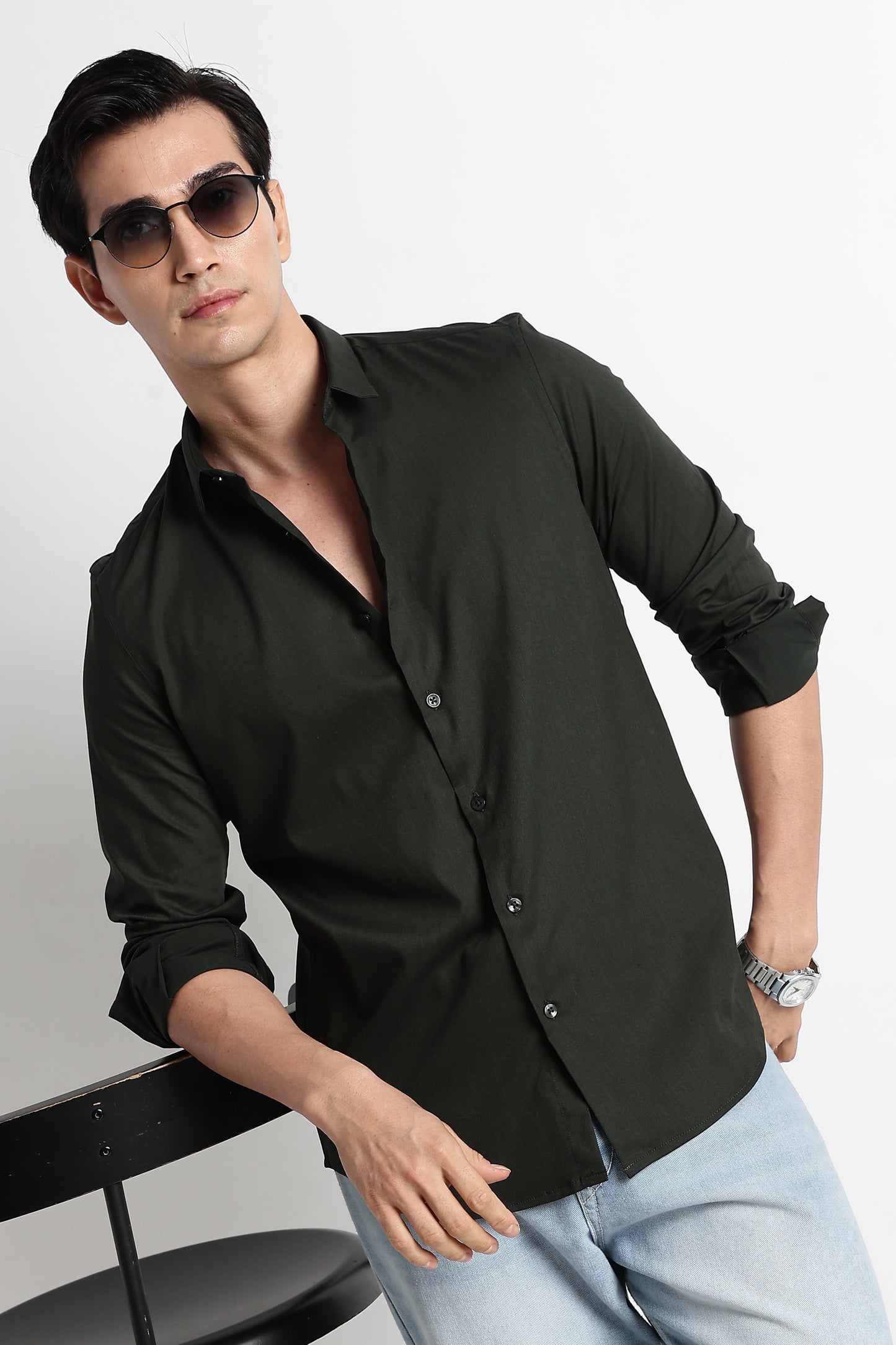 The Modern Essential Poly-Lycra Shirt Olive