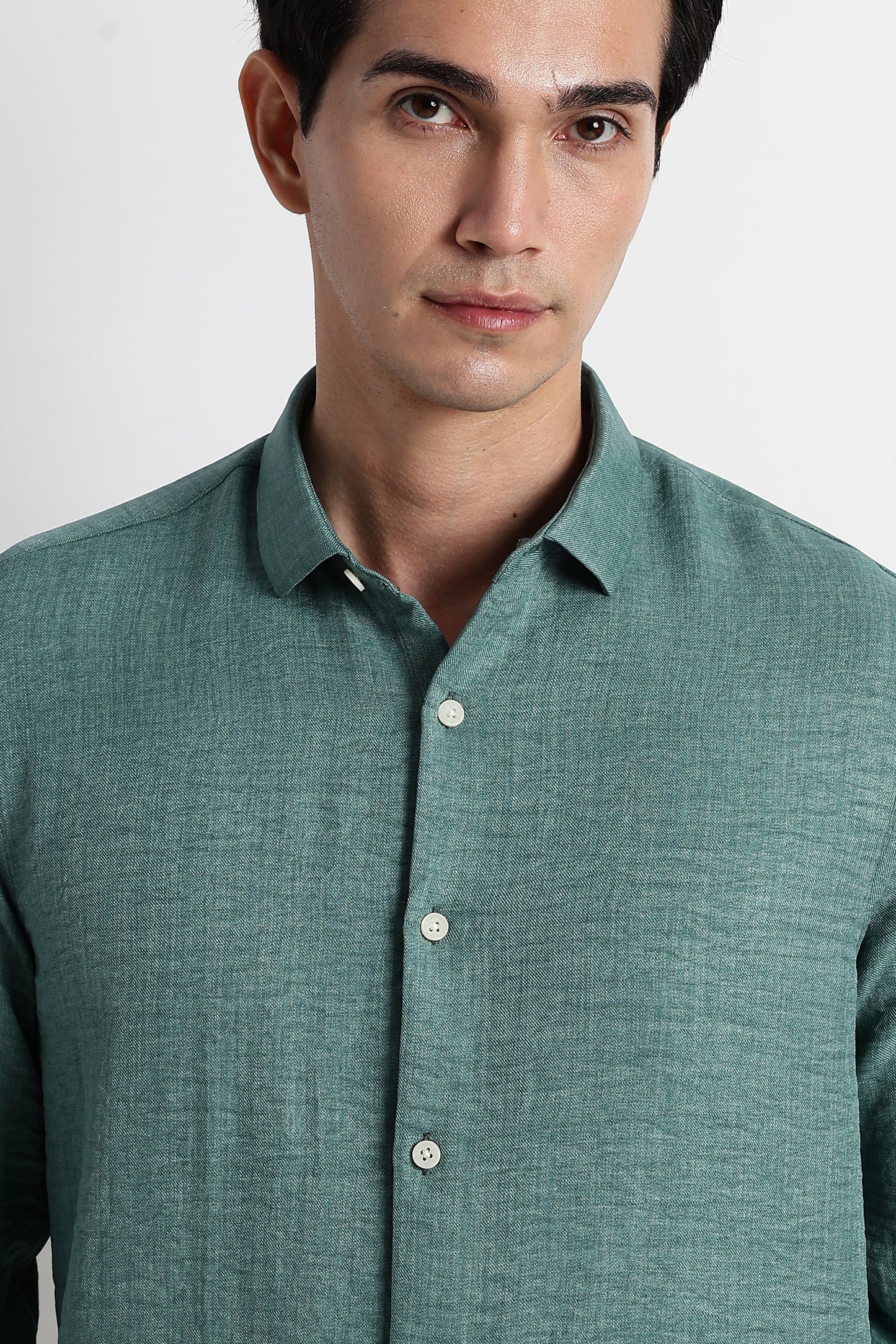 The Minimalist Linen-Blend Shirt Green