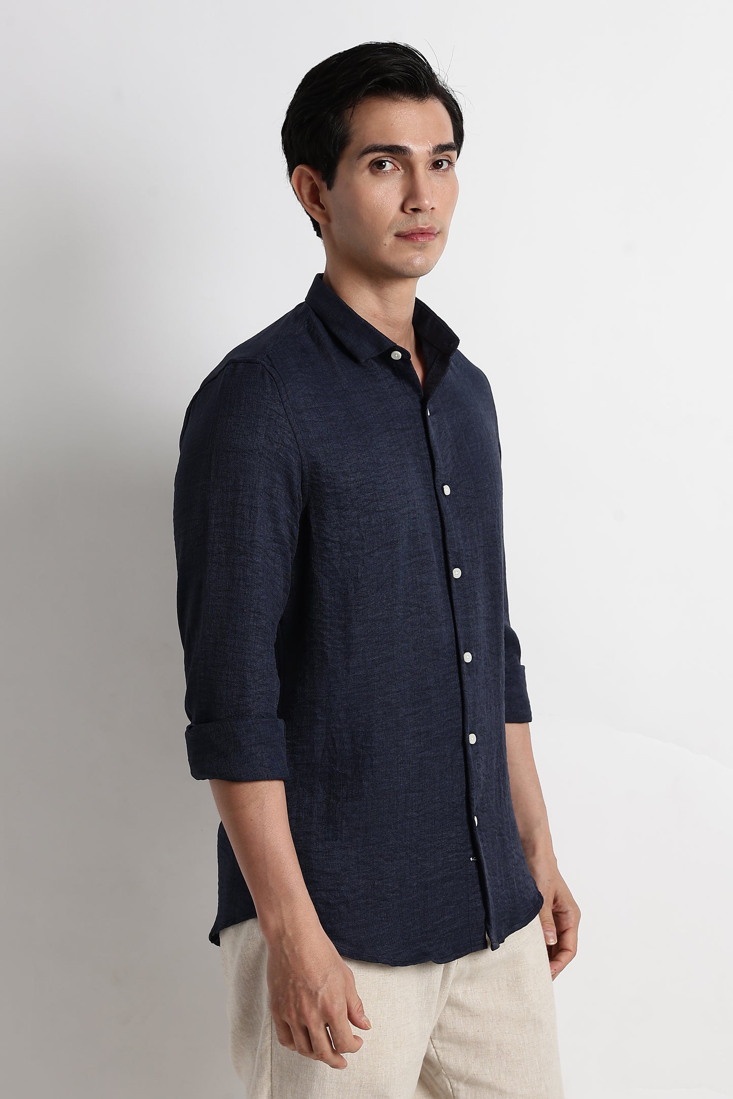 The Minimalist Linen-Blend Shirt Navy