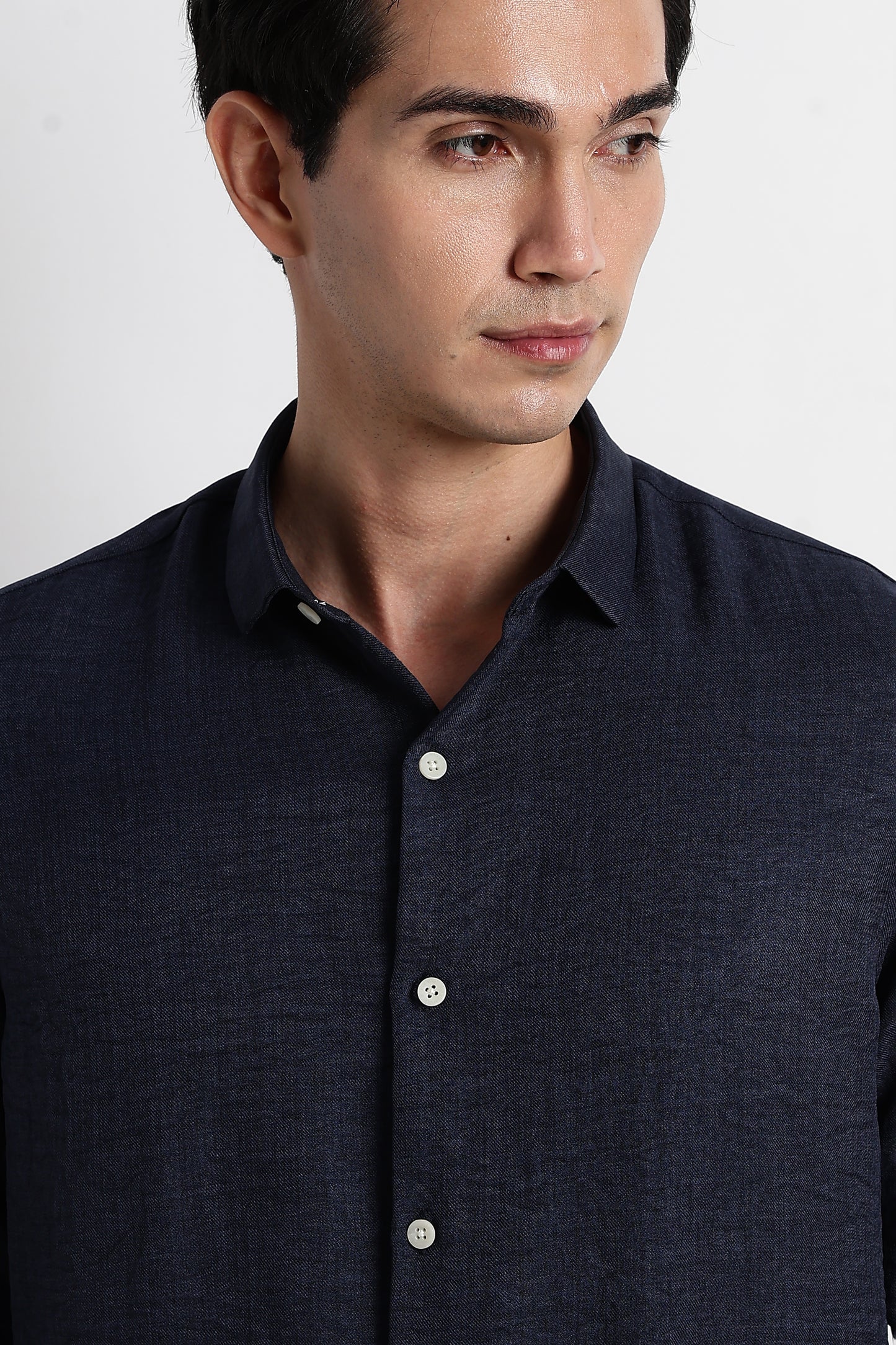 The Minimalist Linen-Blend Shirt Navy