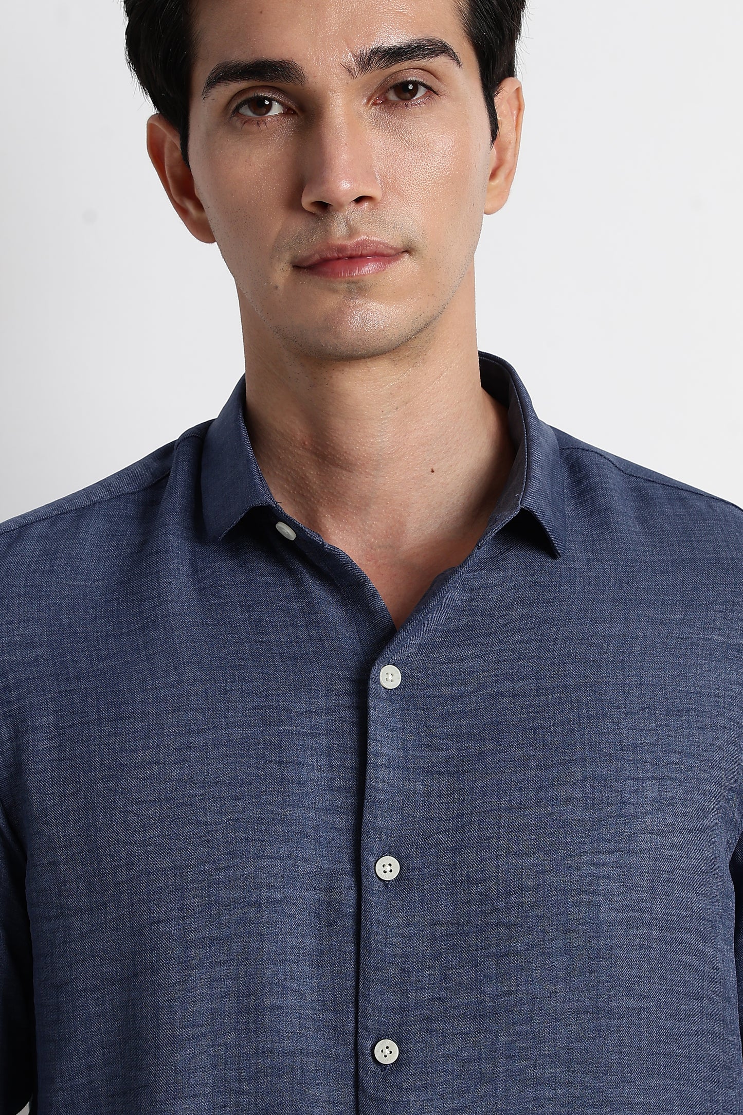 The Minimalist Linen-Blend Shirt Blue