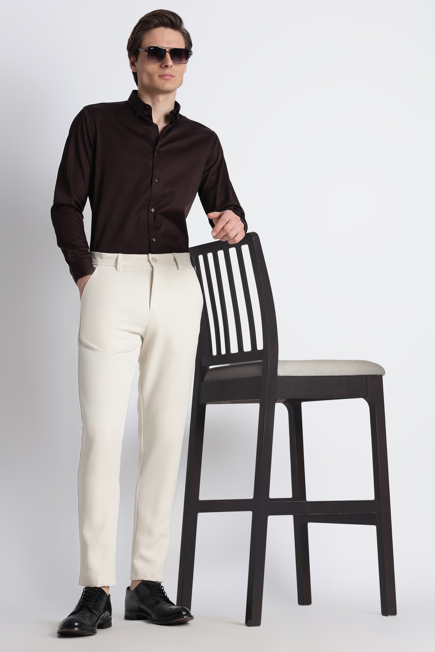 Modern Casual Trousers Off White
