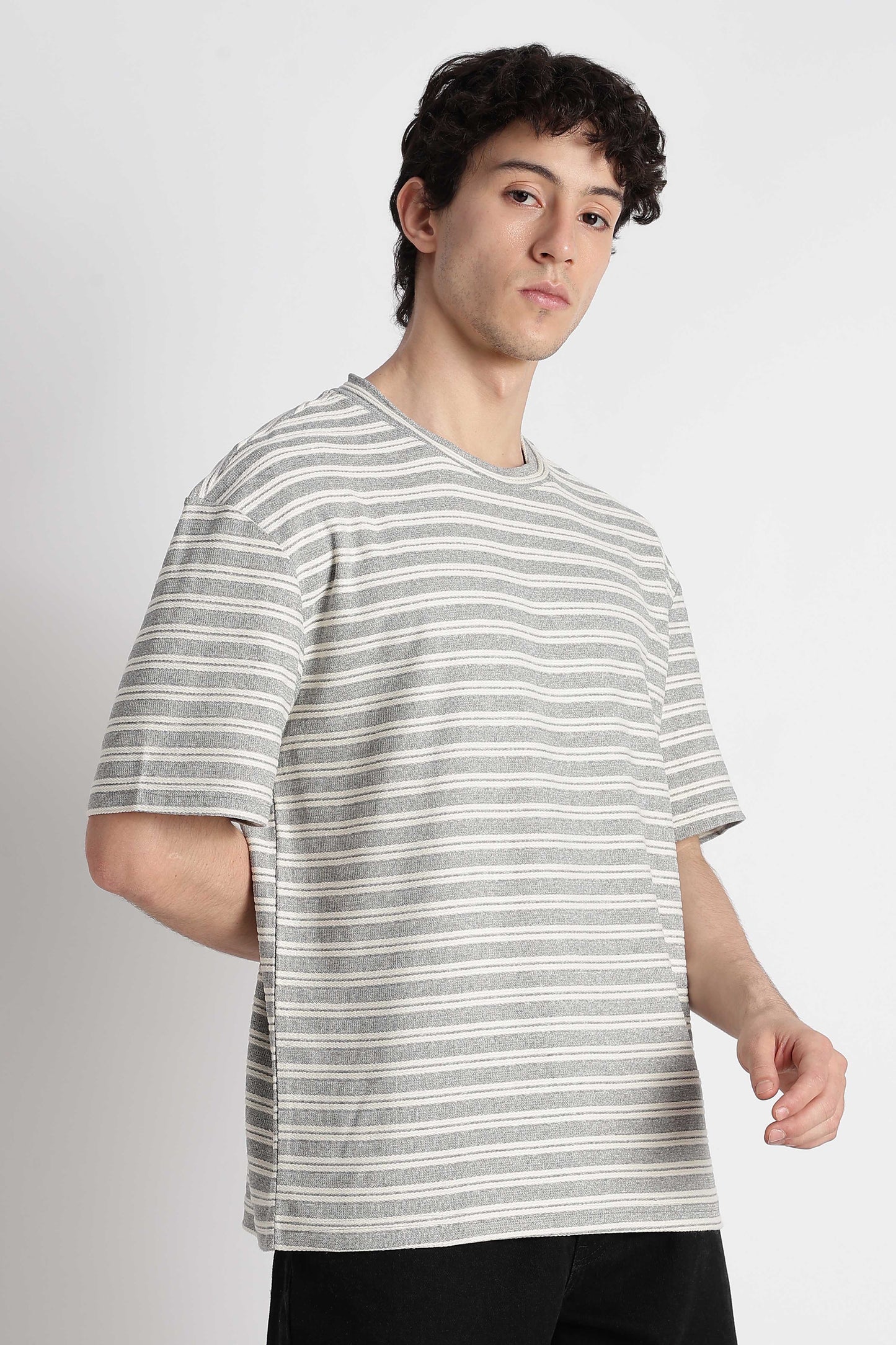 Comfortable Casual Wear T-shirt Grey