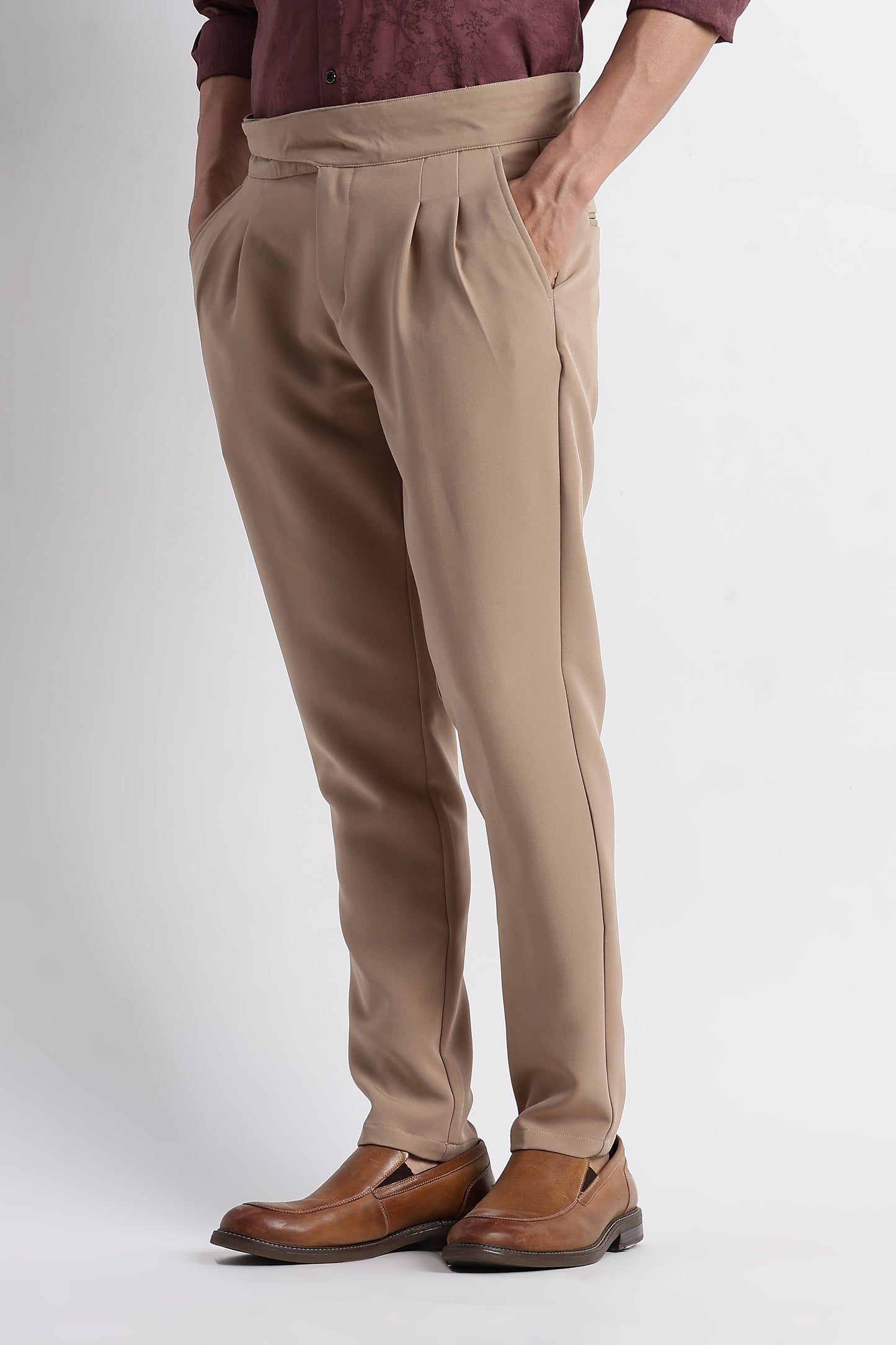 The Modern Gurkha Trousers Beige