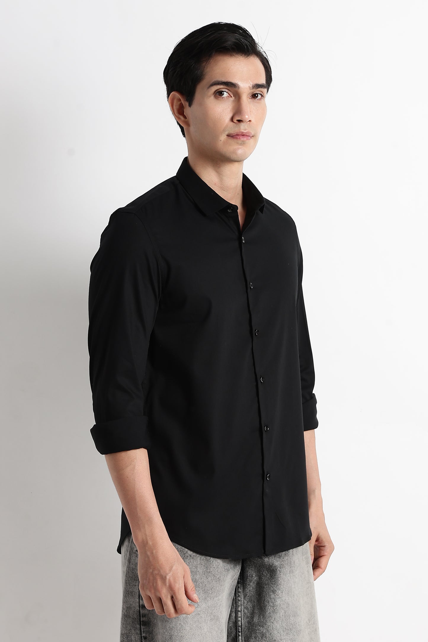The Modern Essential Poly-Lycra Shirt Black