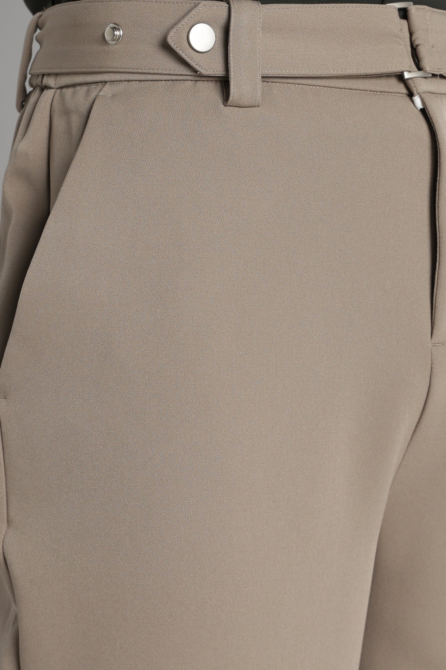 Modern Casual Trousers with Belt Detail Olive